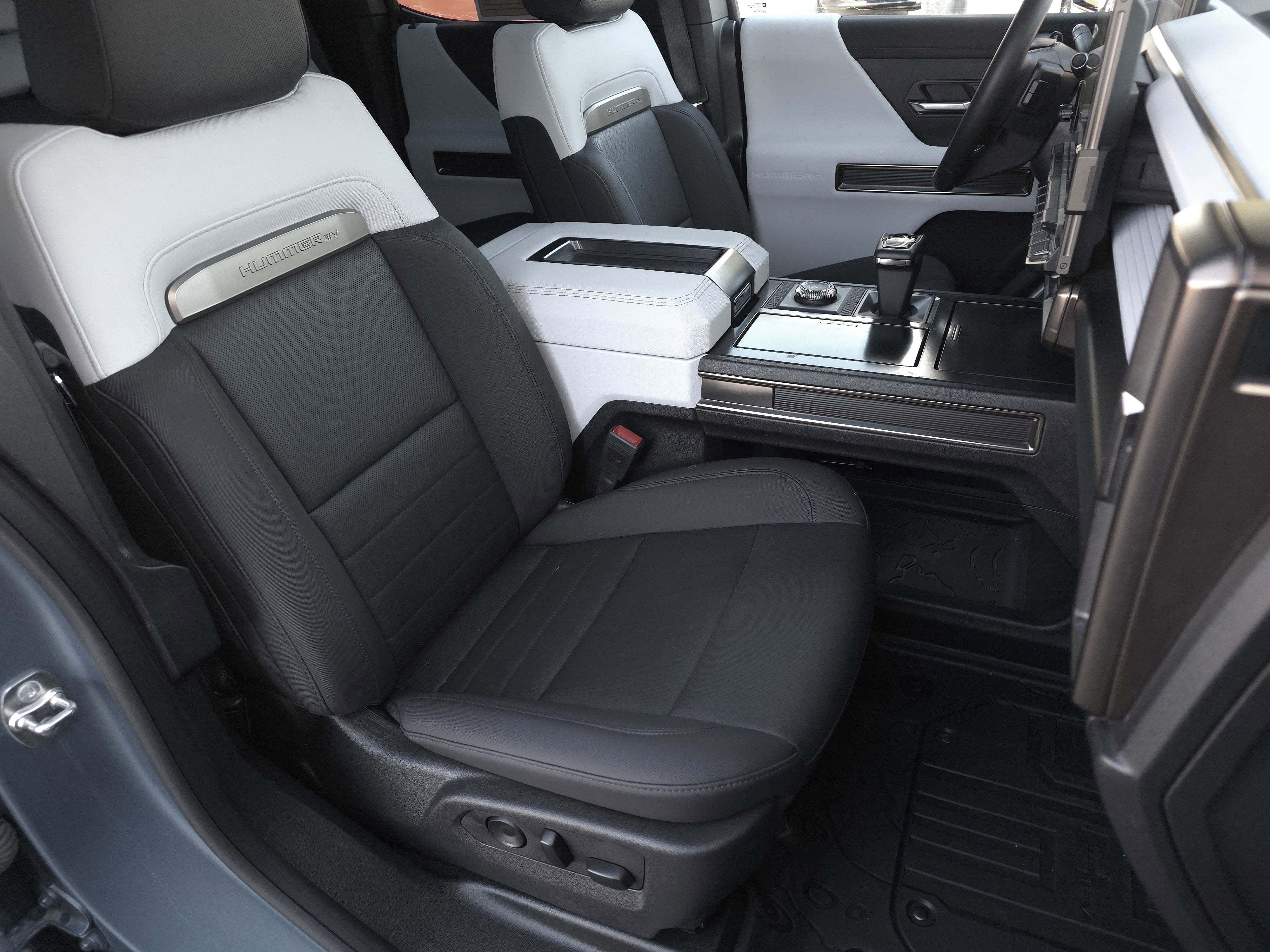 2024 GMC HUMMER EV SUV 3X OMEGA LIMITED EDITION