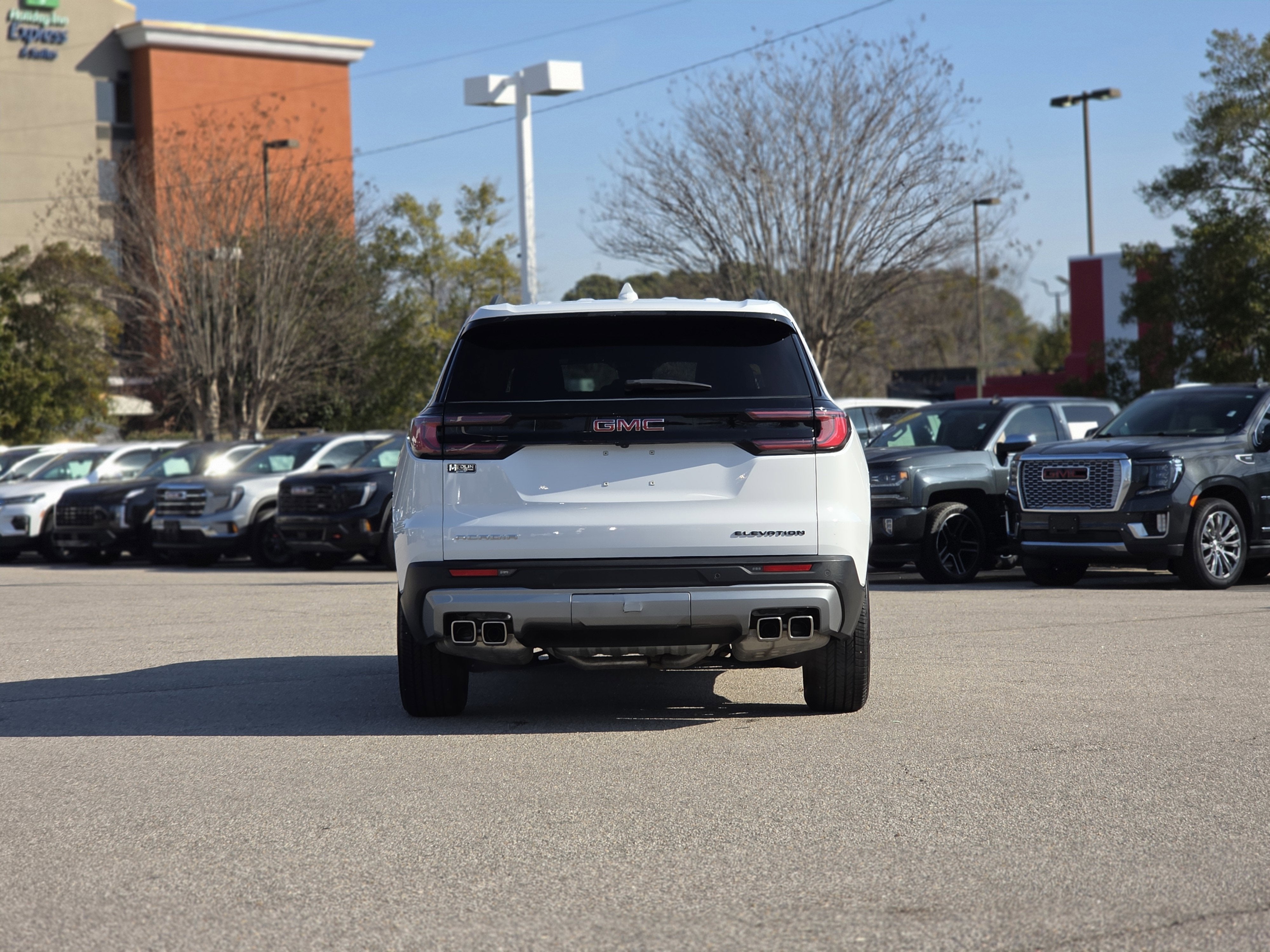 2025 GMC Acadia Elevation