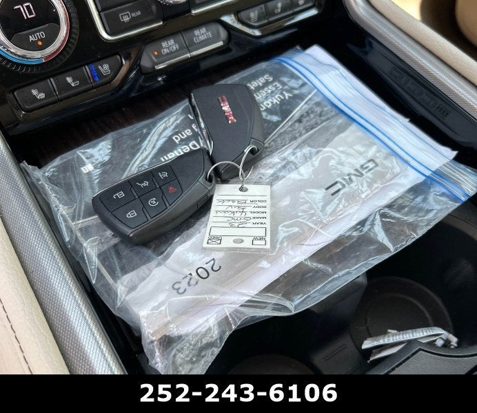 2023 GMC Yukon XL Denali