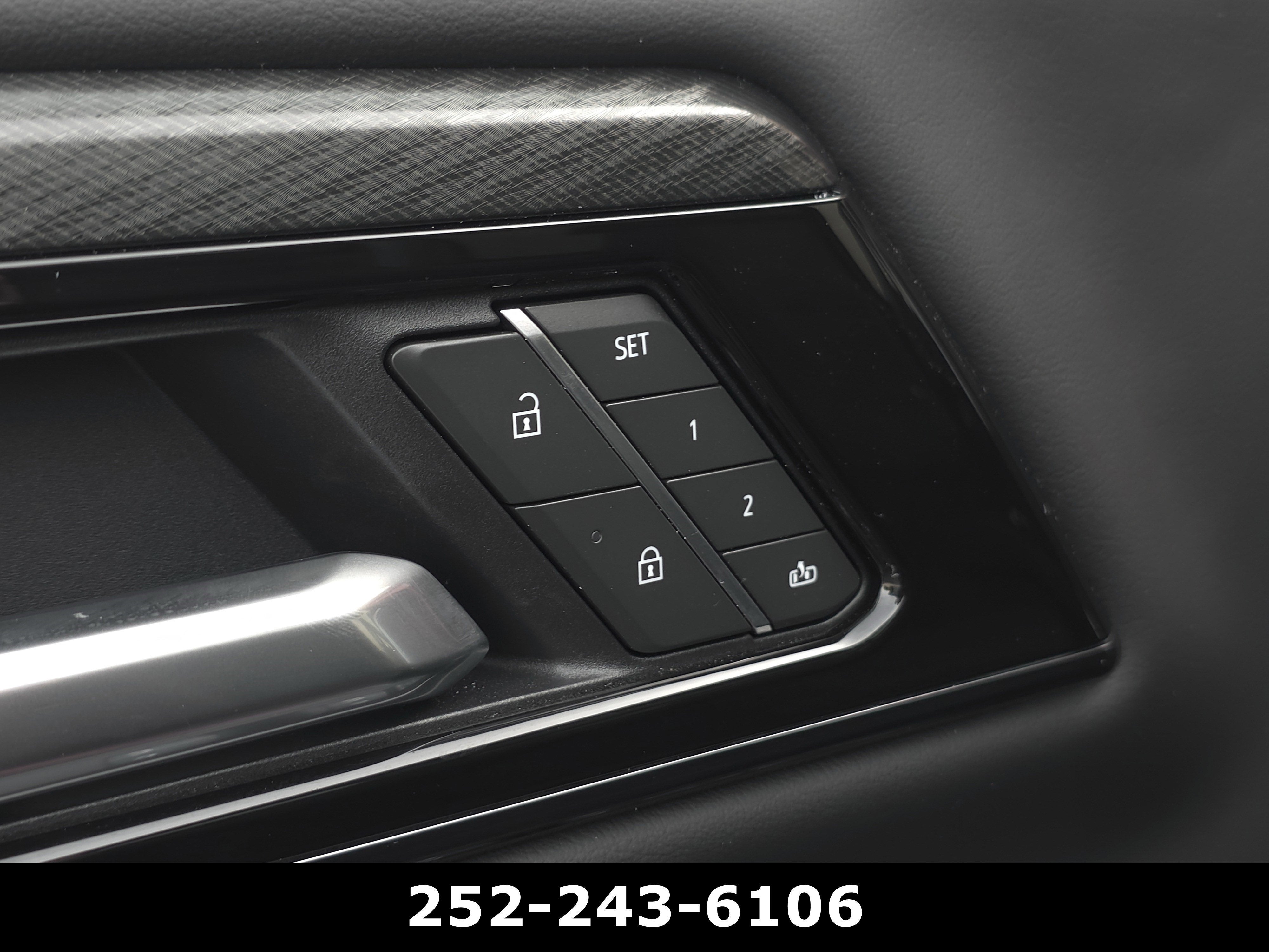 2025 GMC Yukon AT4