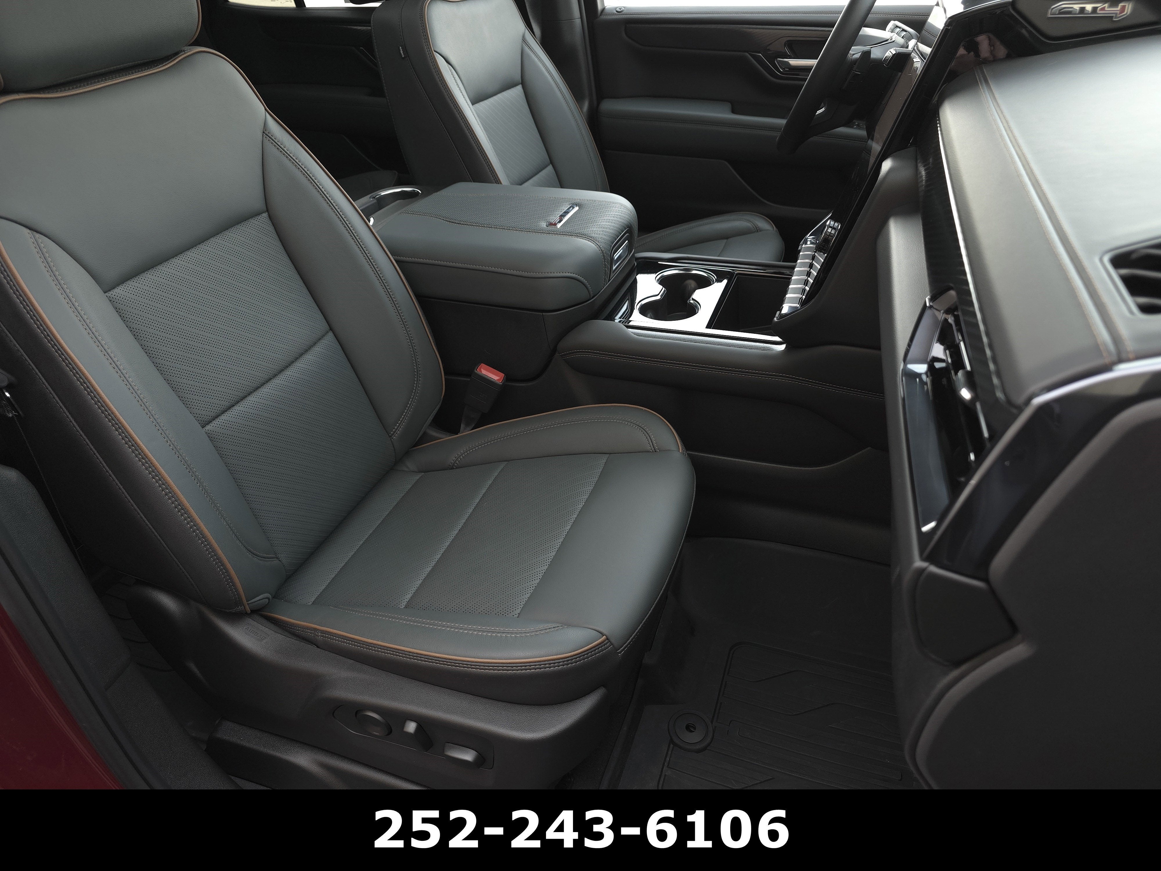 2025 GMC Yukon AT4