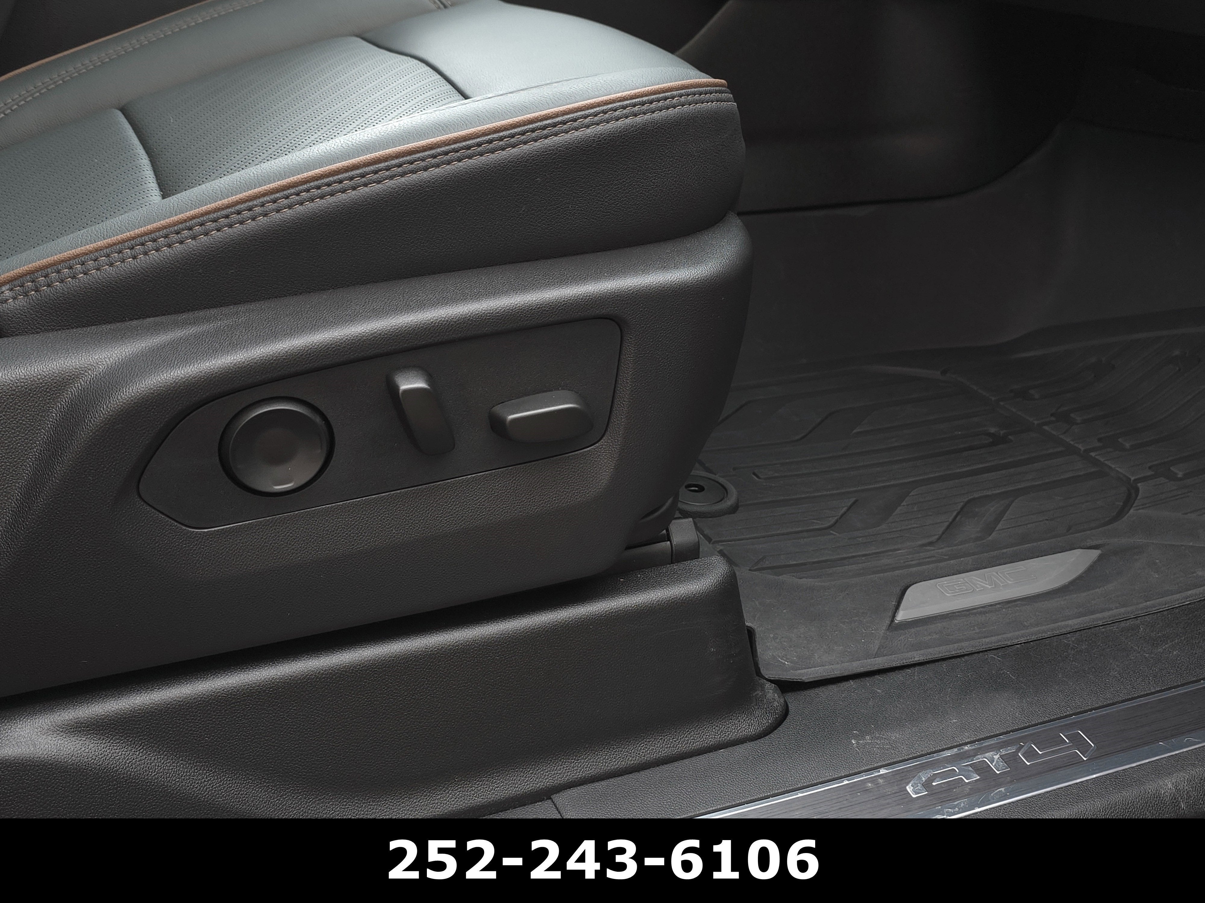 2025 GMC Yukon AT4