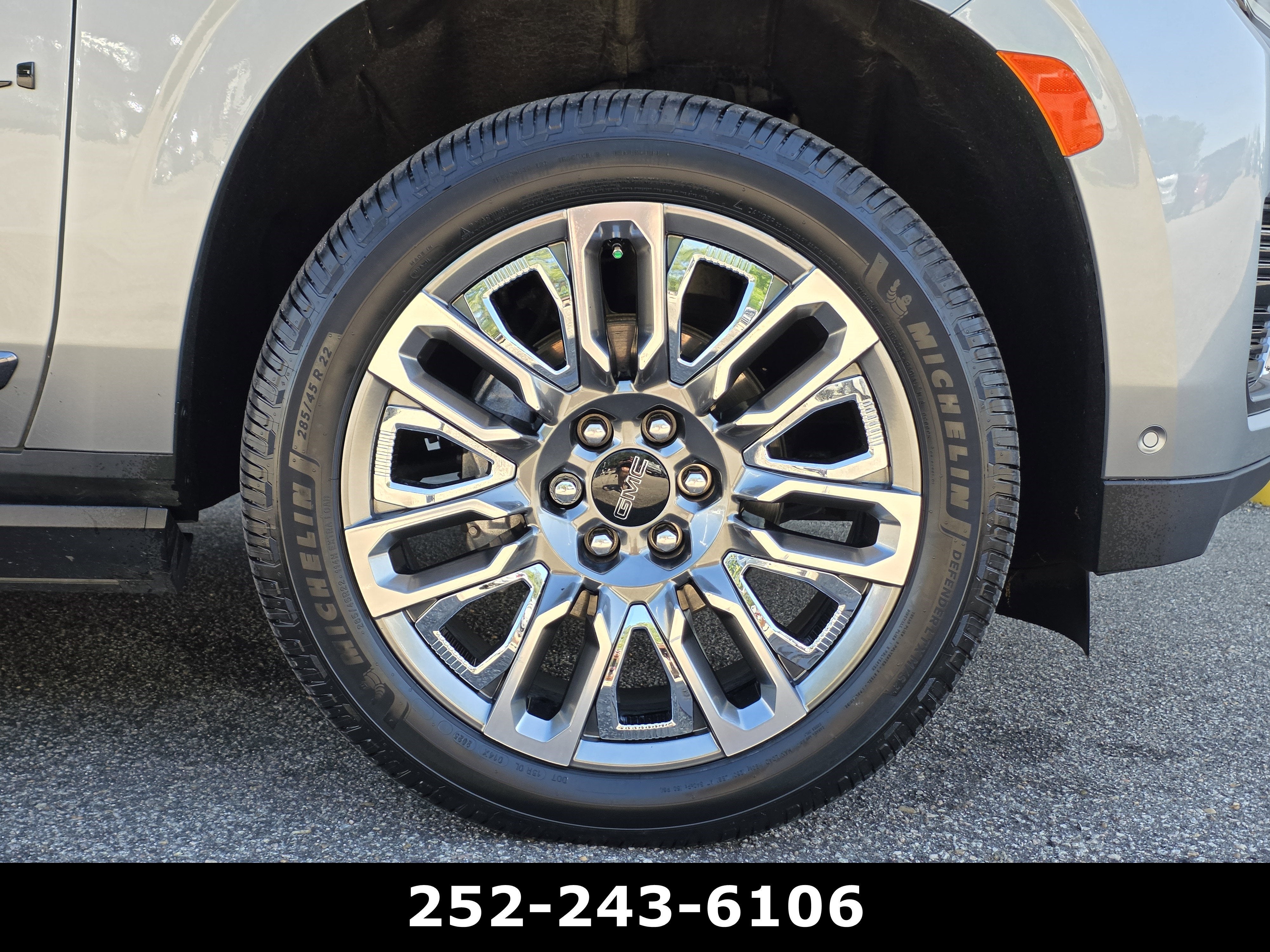 2024 GMC Yukon Denali Ultimate