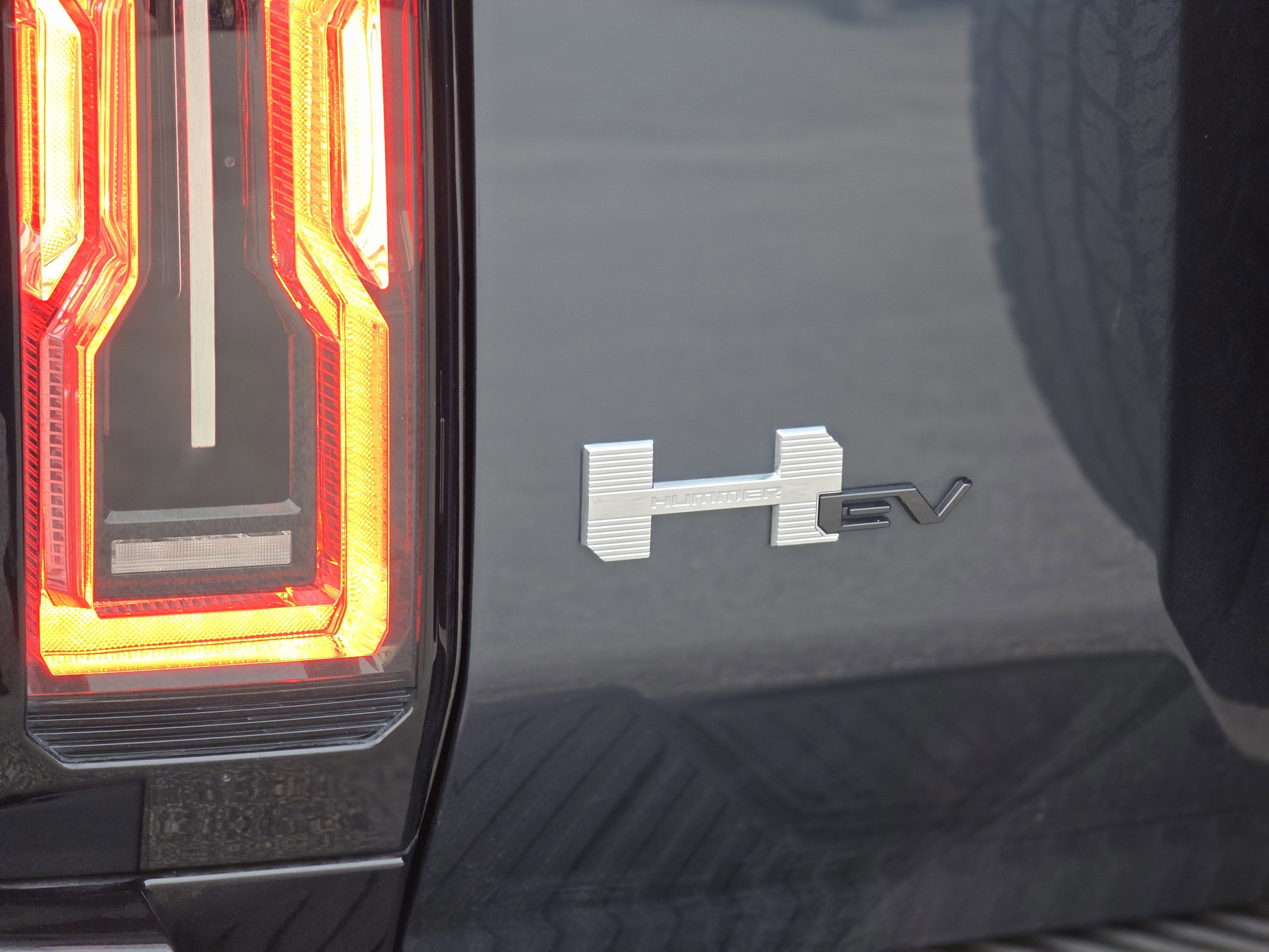 2025 GMC HUMMER EV SUV 3X