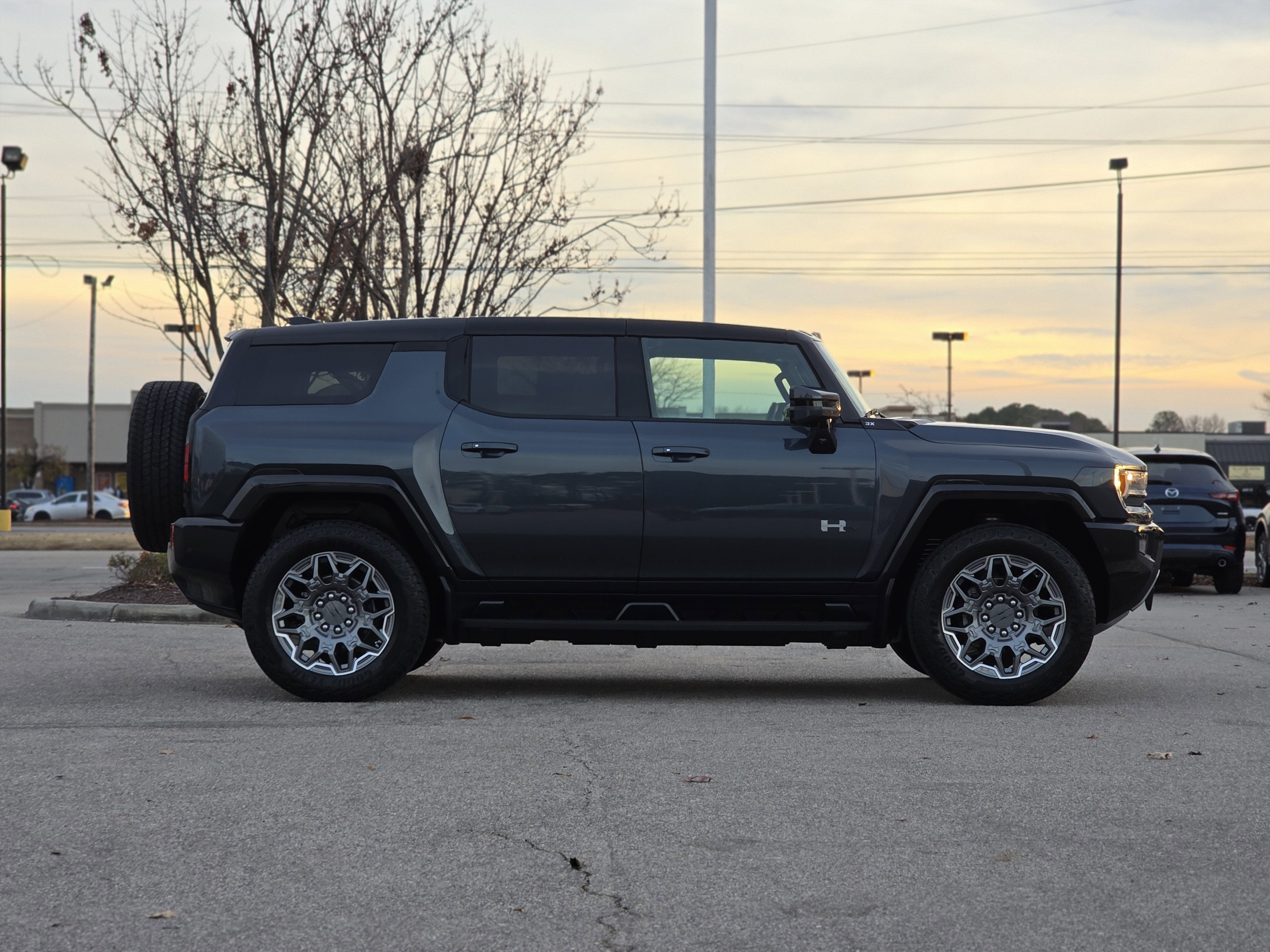 2025 GMC HUMMER EV SUV 3X