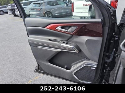 2025 Chevrolet Traverse RS