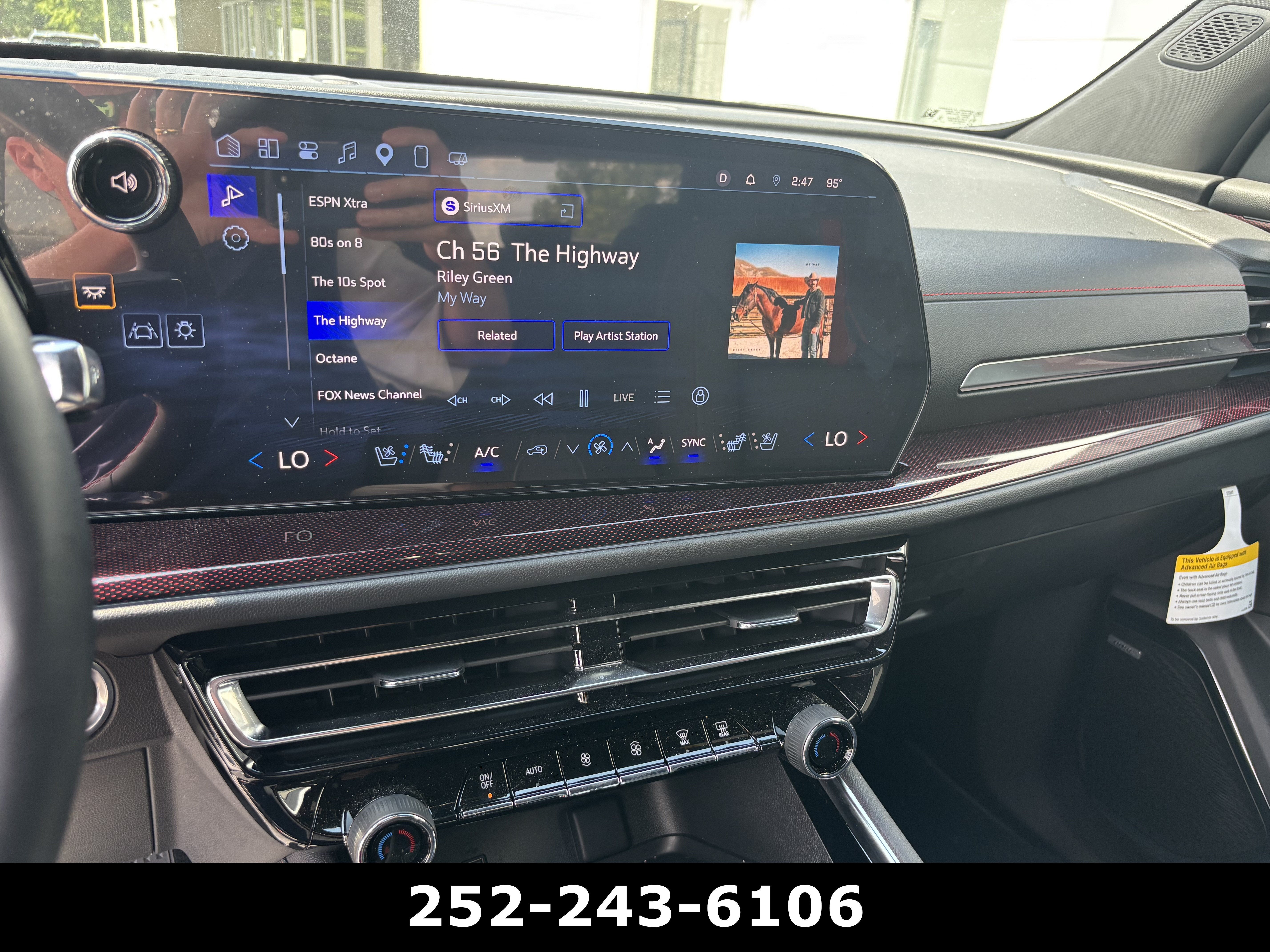 2025 Chevrolet Traverse RS