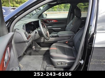 2025 Chevrolet Traverse RS