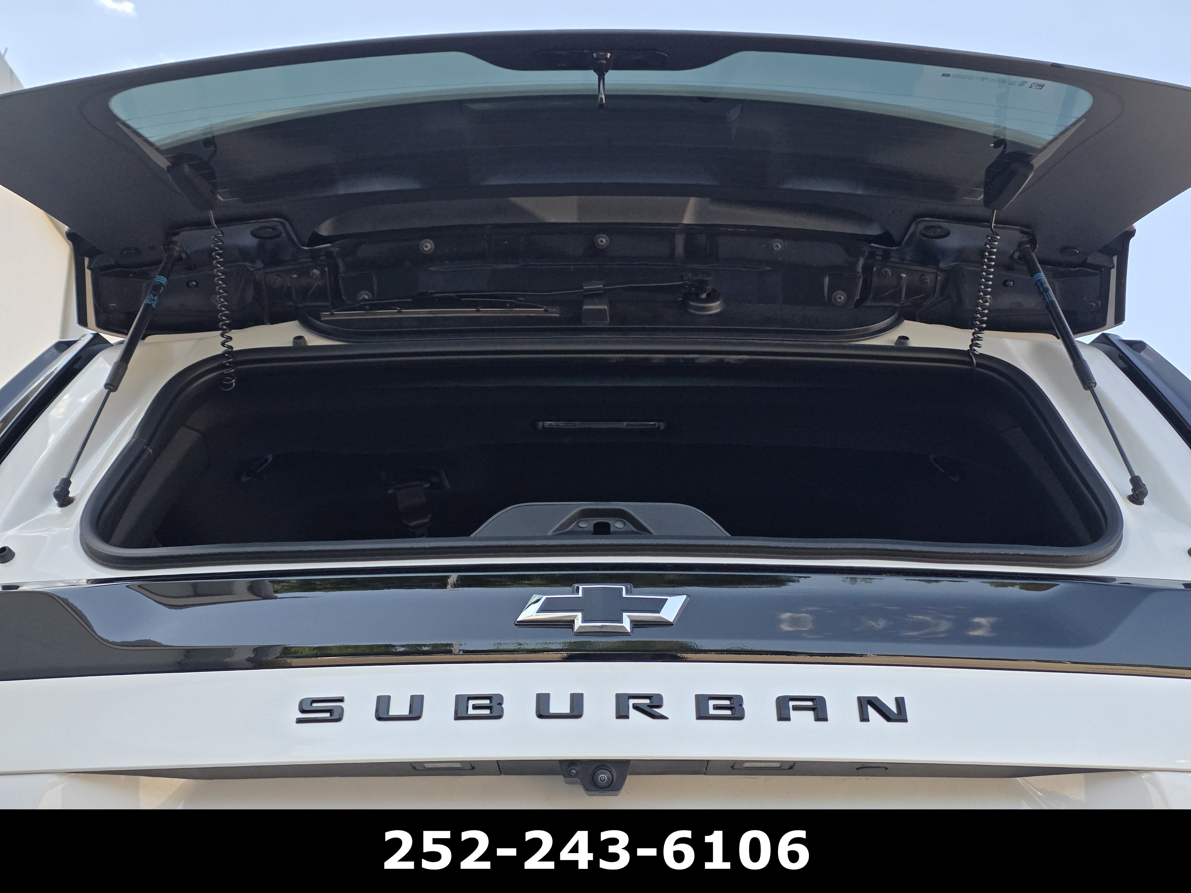 2025 Chevrolet Suburban Z71