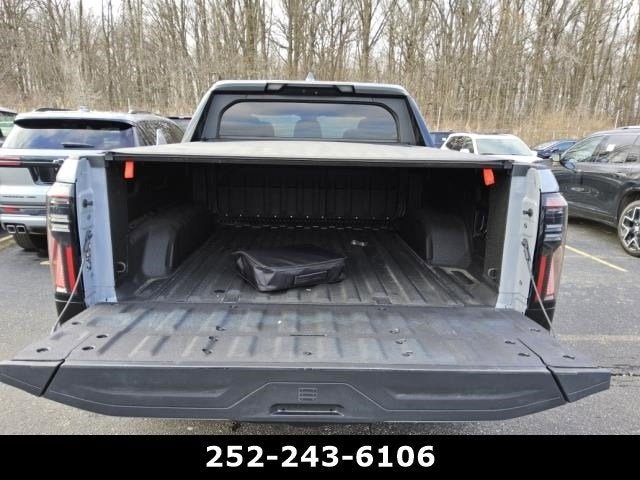 2024 GMC Sierra EV Denali Edition 1