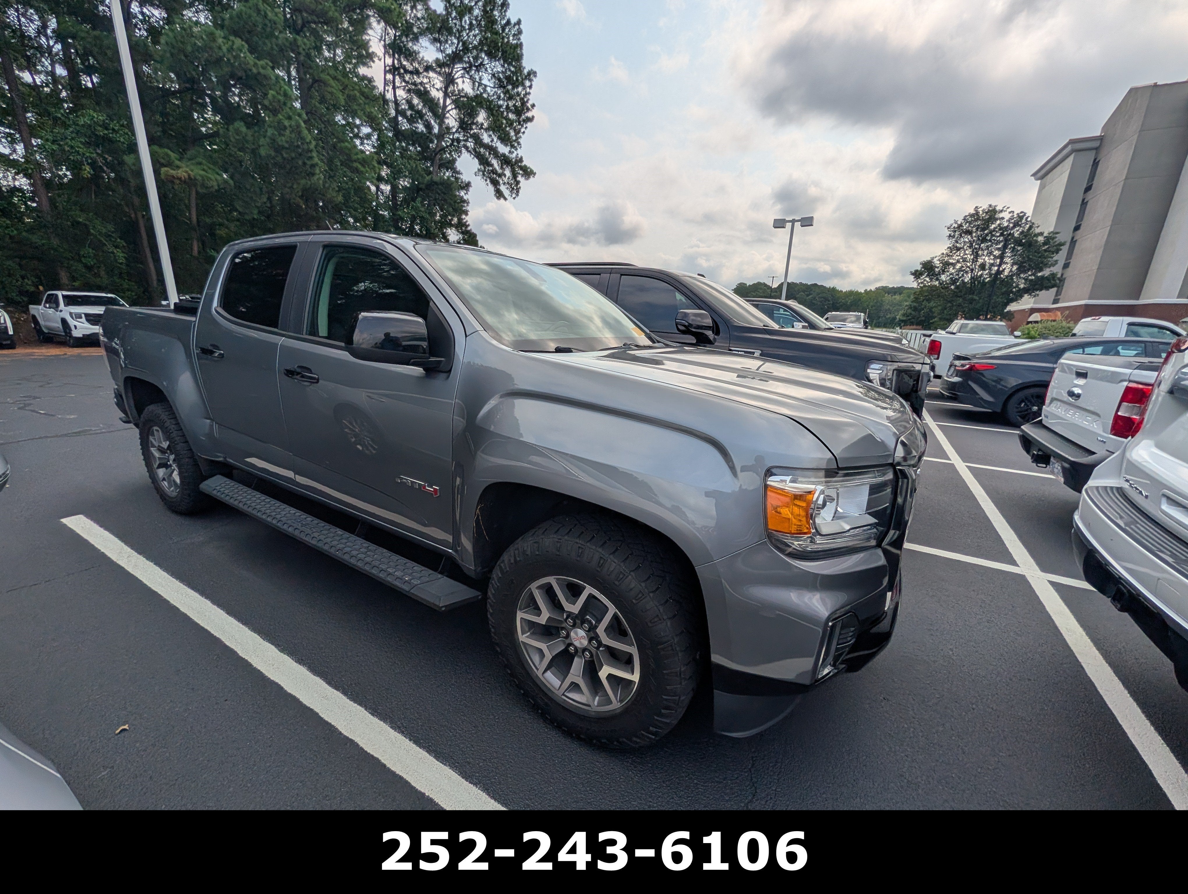 2022 GMC Canyon AT4 - Leather