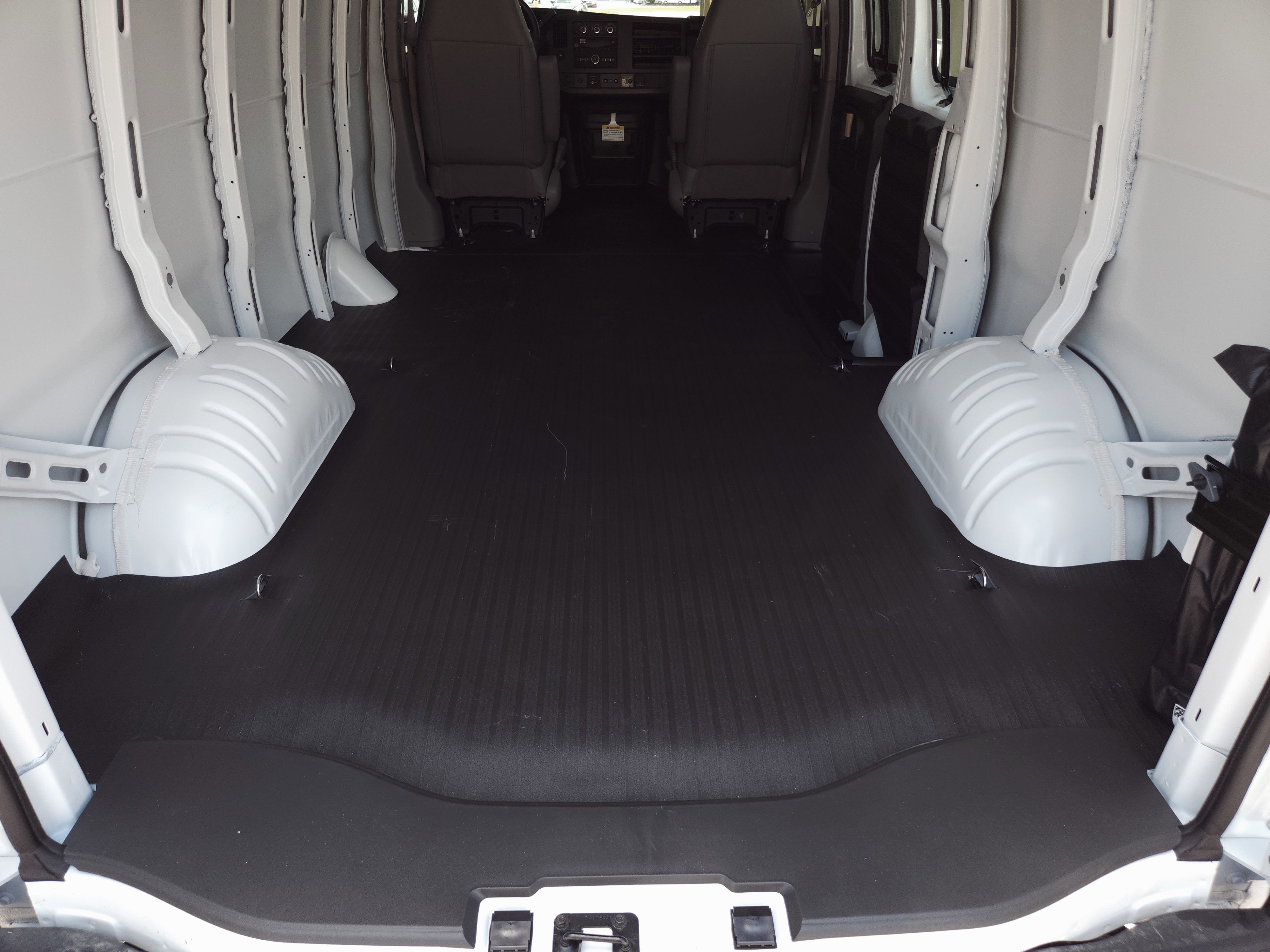 2025 GMC Savana Cargo 2500 Work Van