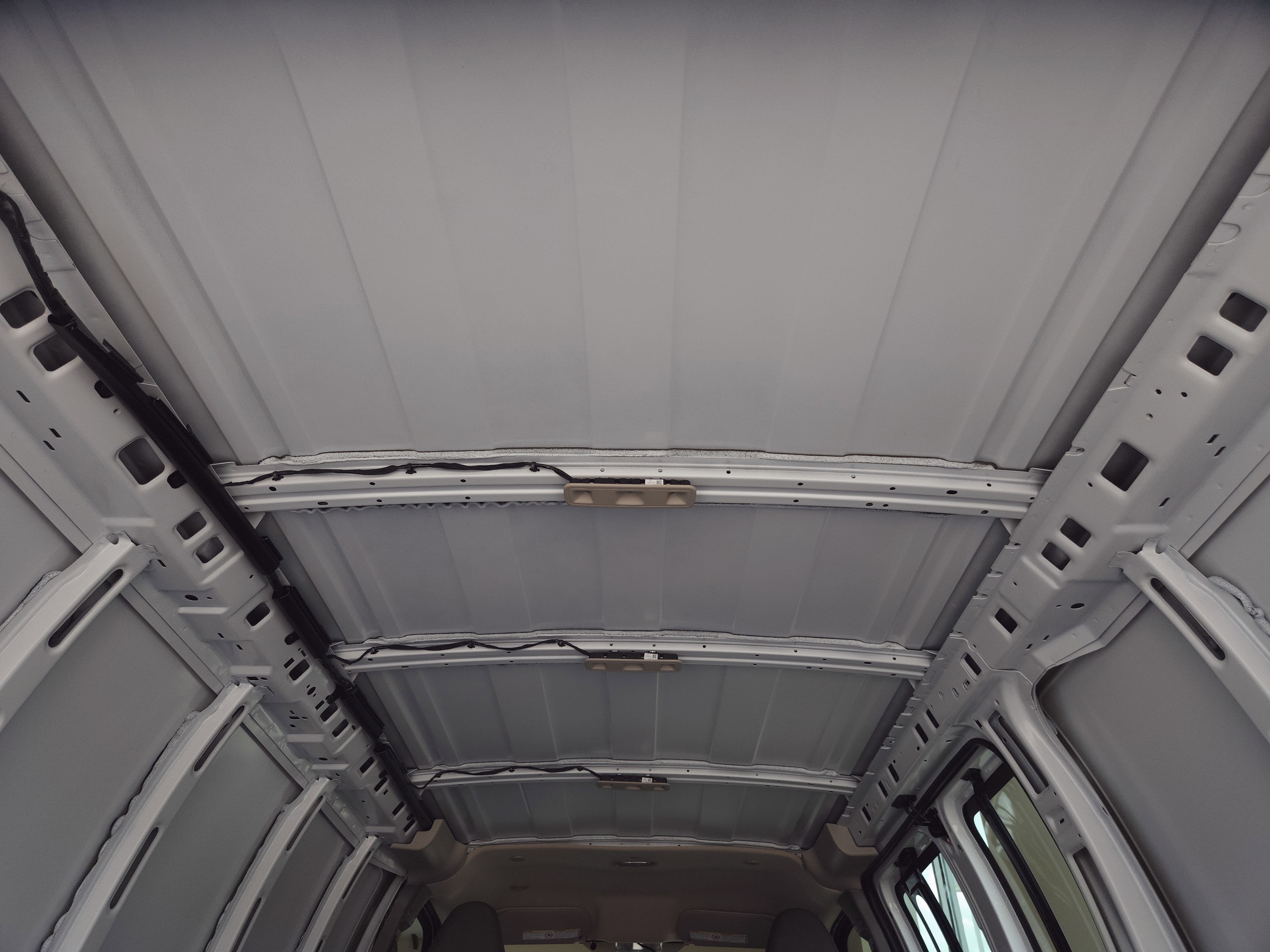 2025 GMC Savana Cargo 2500 Work Van