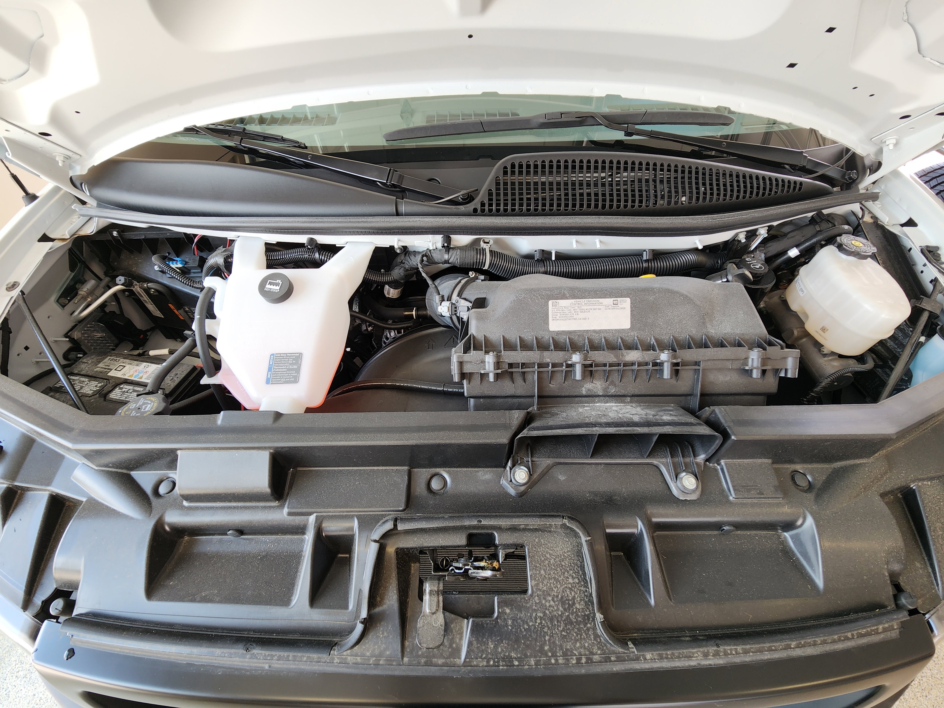 2025 GMC Savana Cargo 2500 Work Van