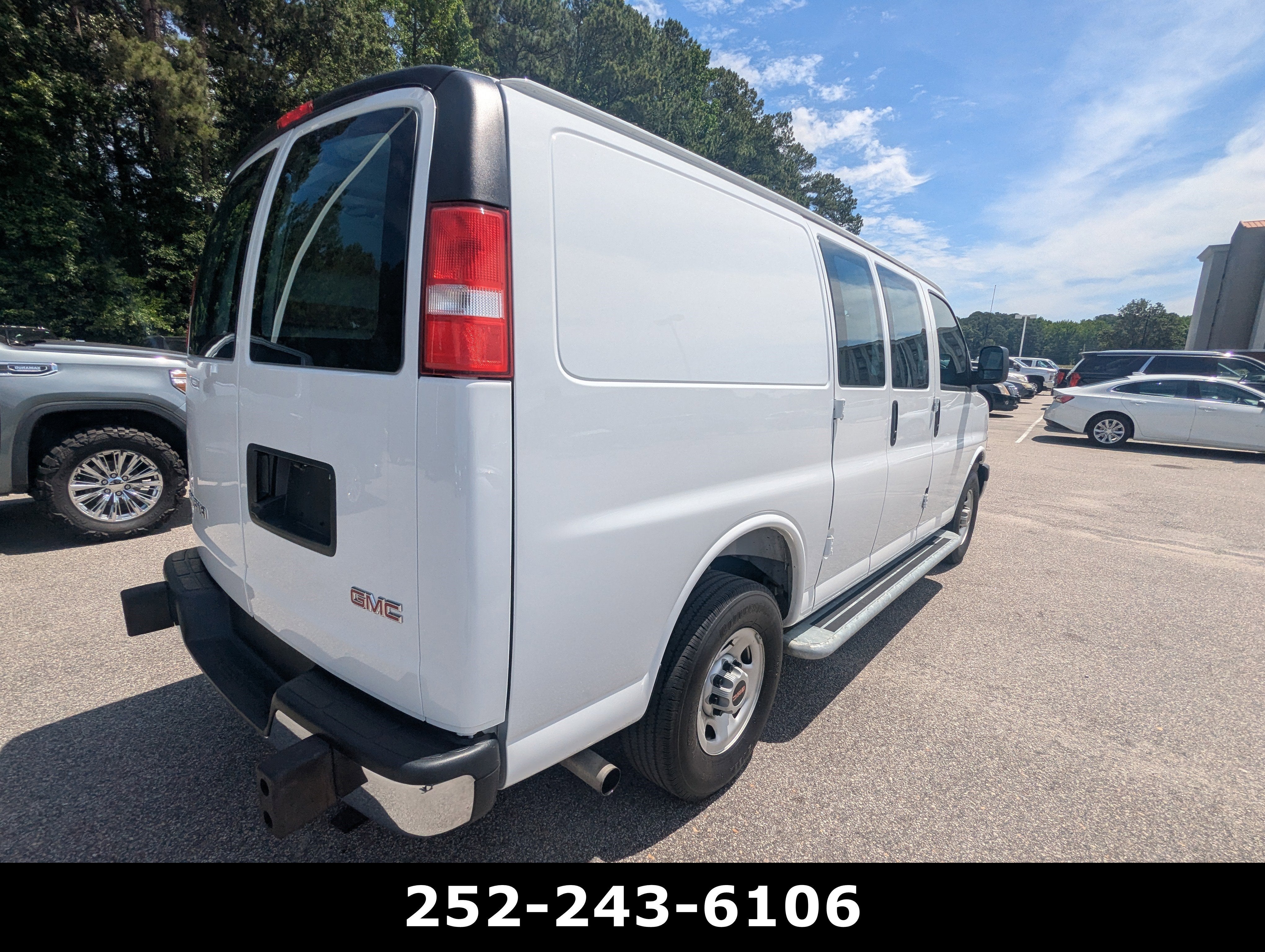 2025 GMC Savana Cargo Work Van