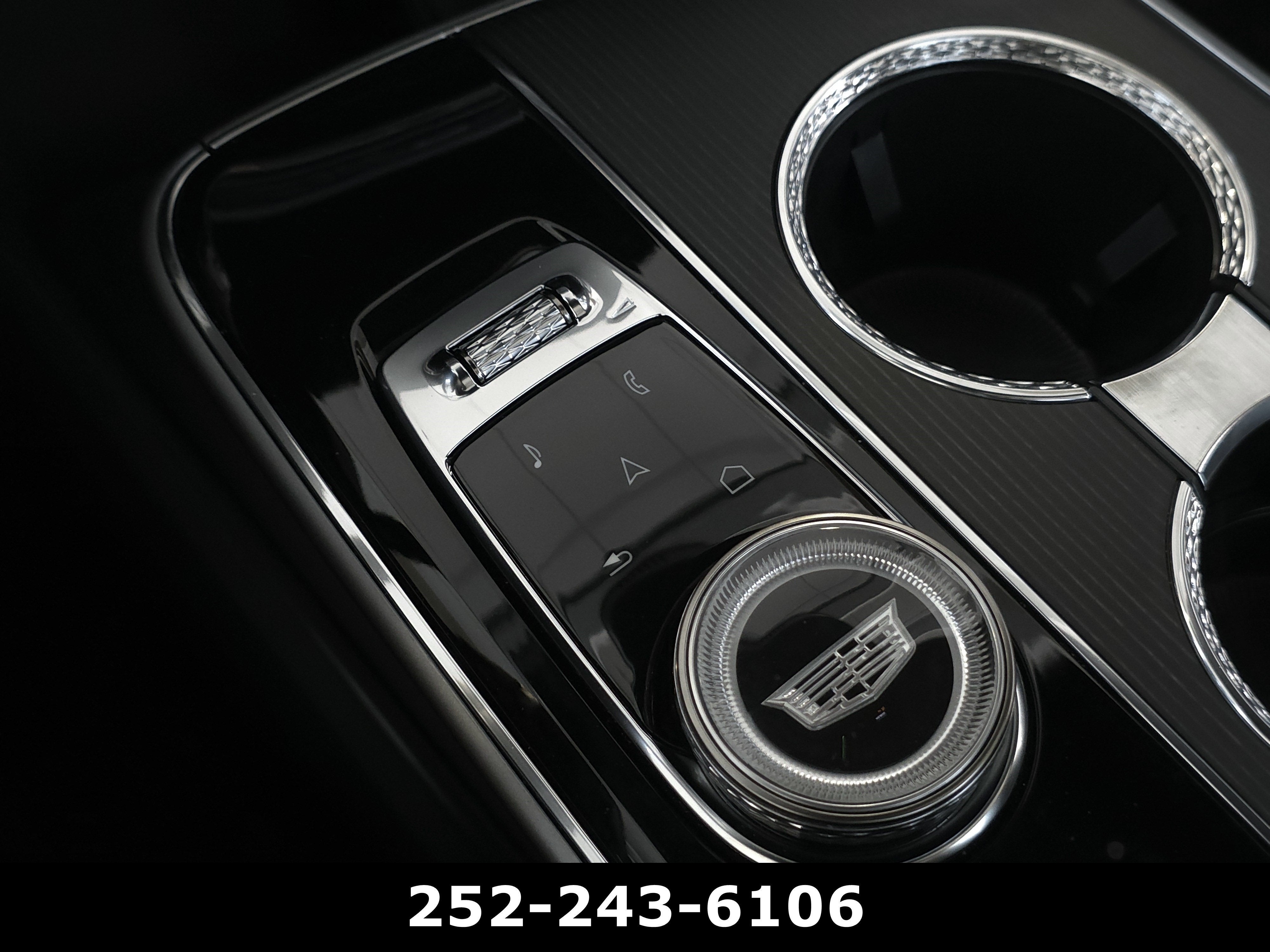 2024 Cadillac LYRIQ Sport 3