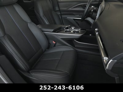 2024 Cadillac LYRIQ Sport 3