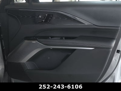 2024 Cadillac LYRIQ Sport 3