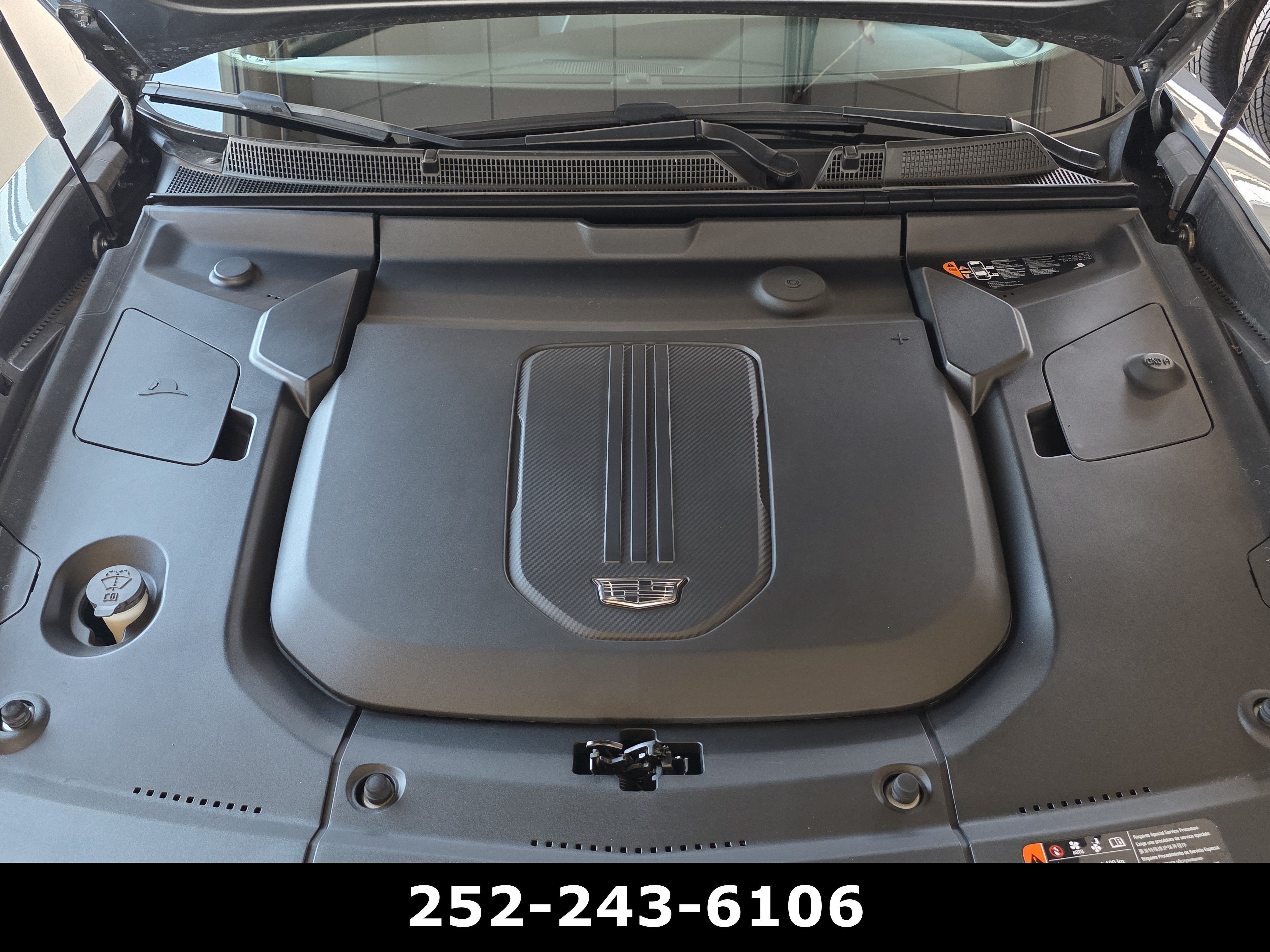2024 Cadillac LYRIQ Sport 3