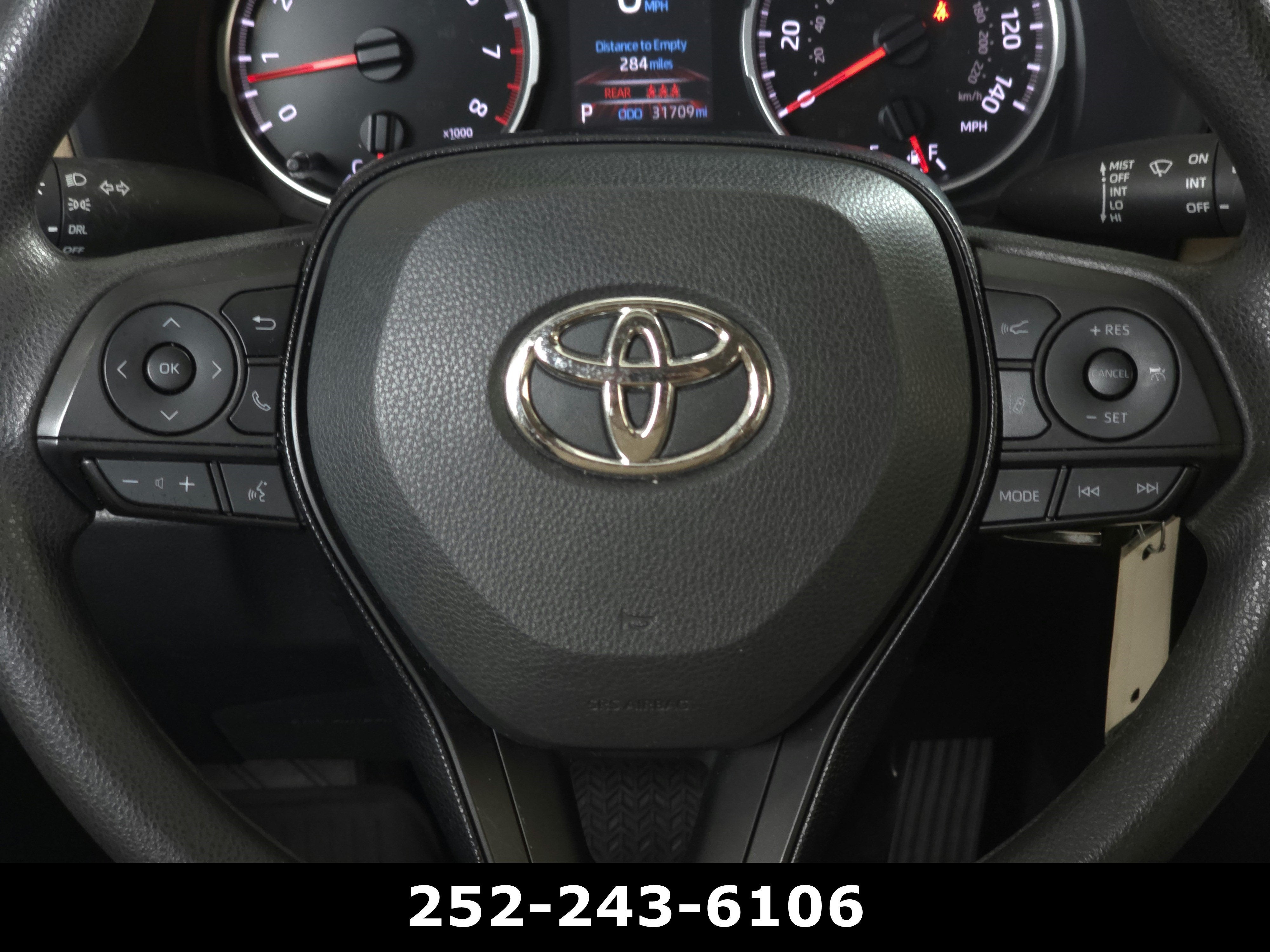 2021 Toyota RAV4 LE
