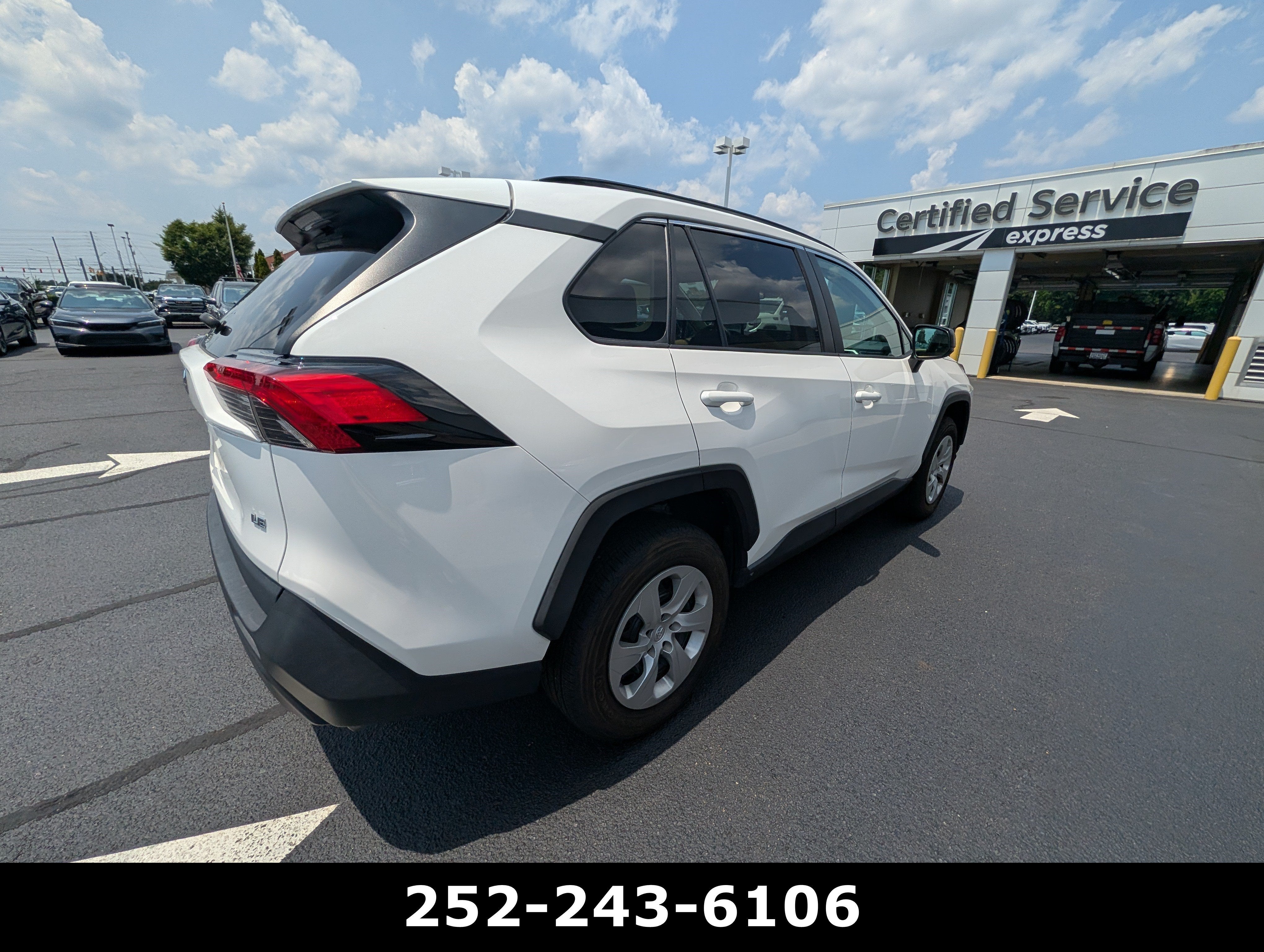 2021 Toyota RAV4 LE