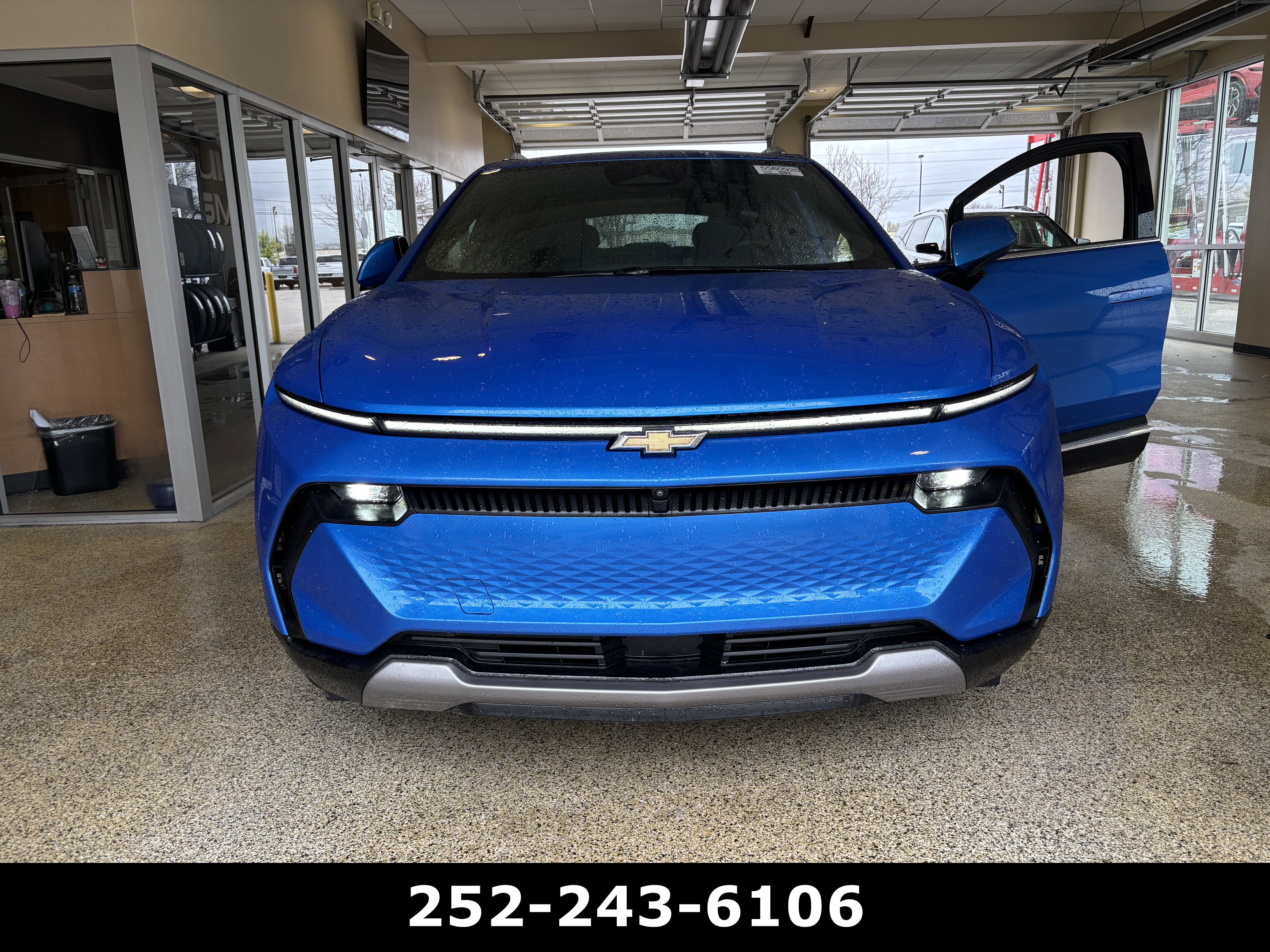 2025 Chevrolet Equinox EV LT