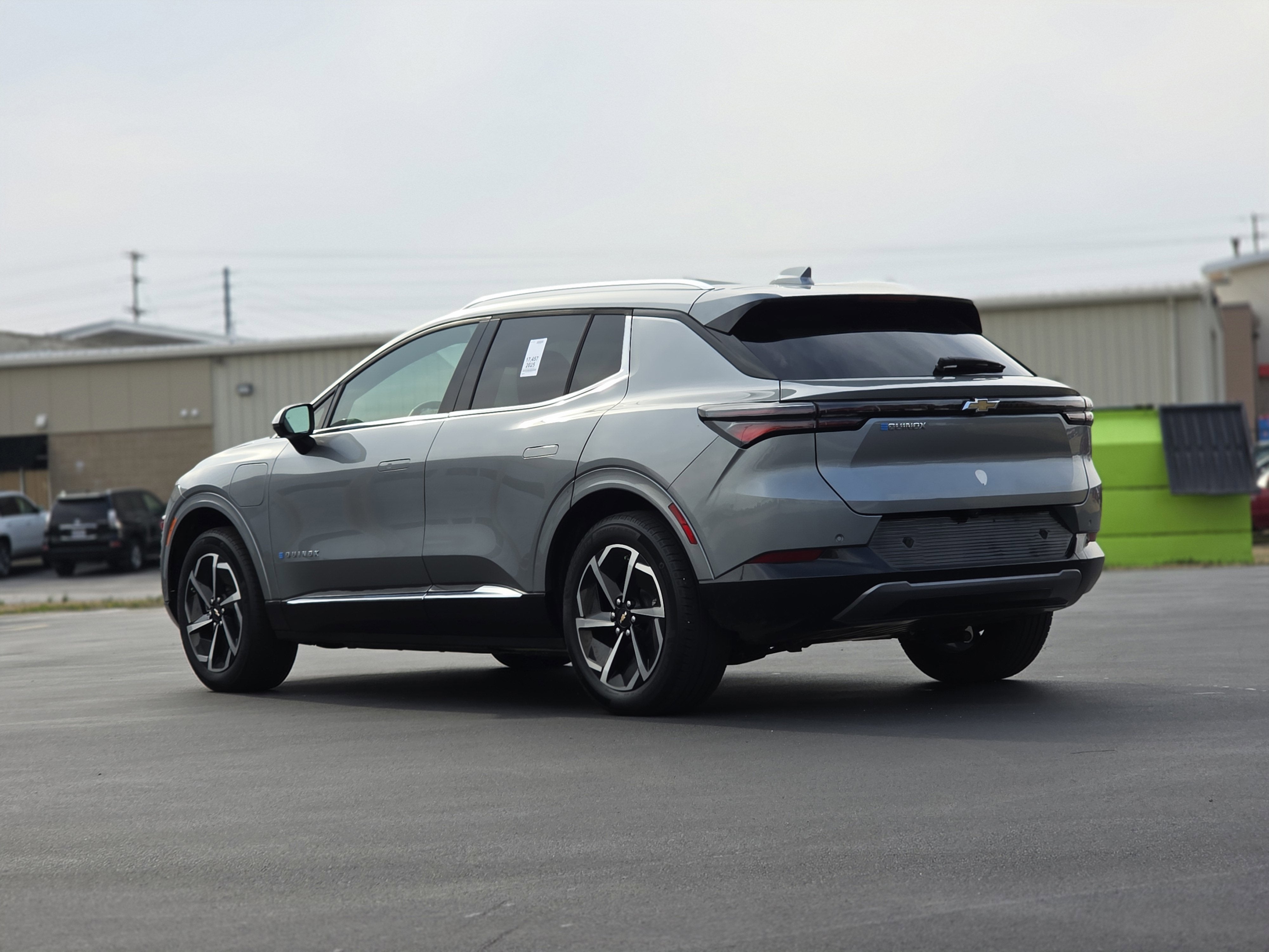 2025 Chevrolet Equinox EV LT