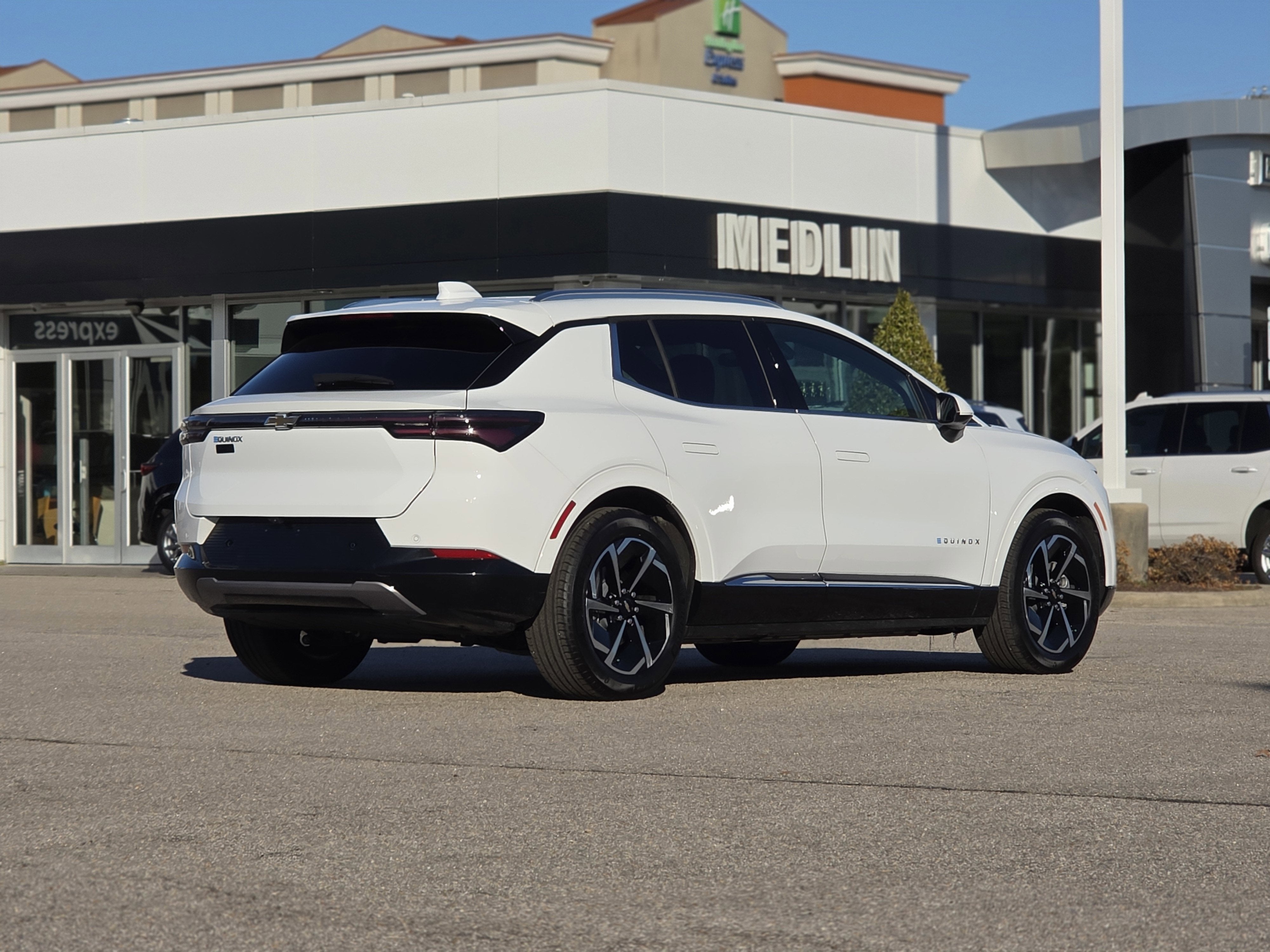 2025 Chevrolet Equinox EV LT