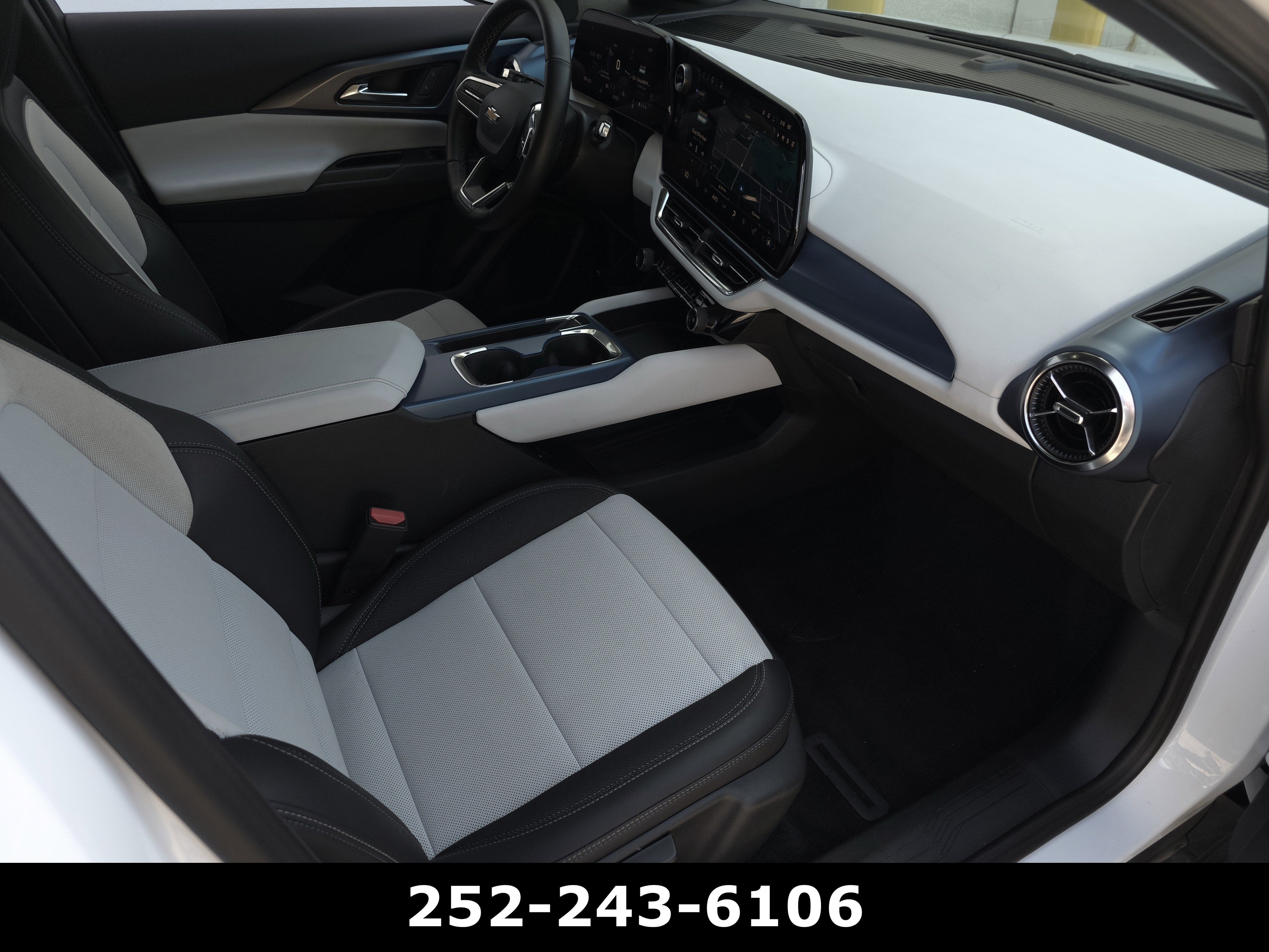 2025 Chevrolet Equinox EV LT