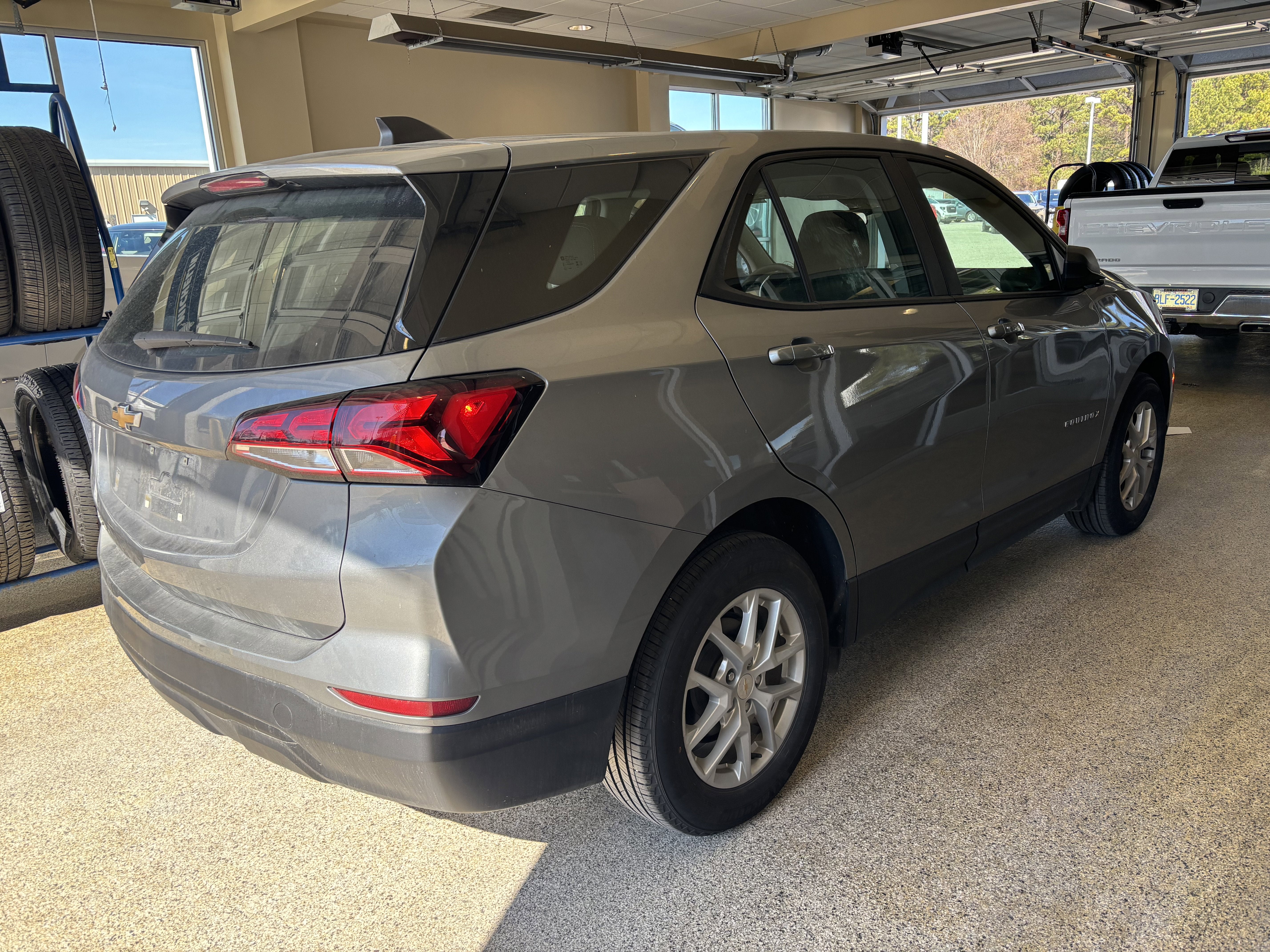 2024 Chevrolet Equinox LS