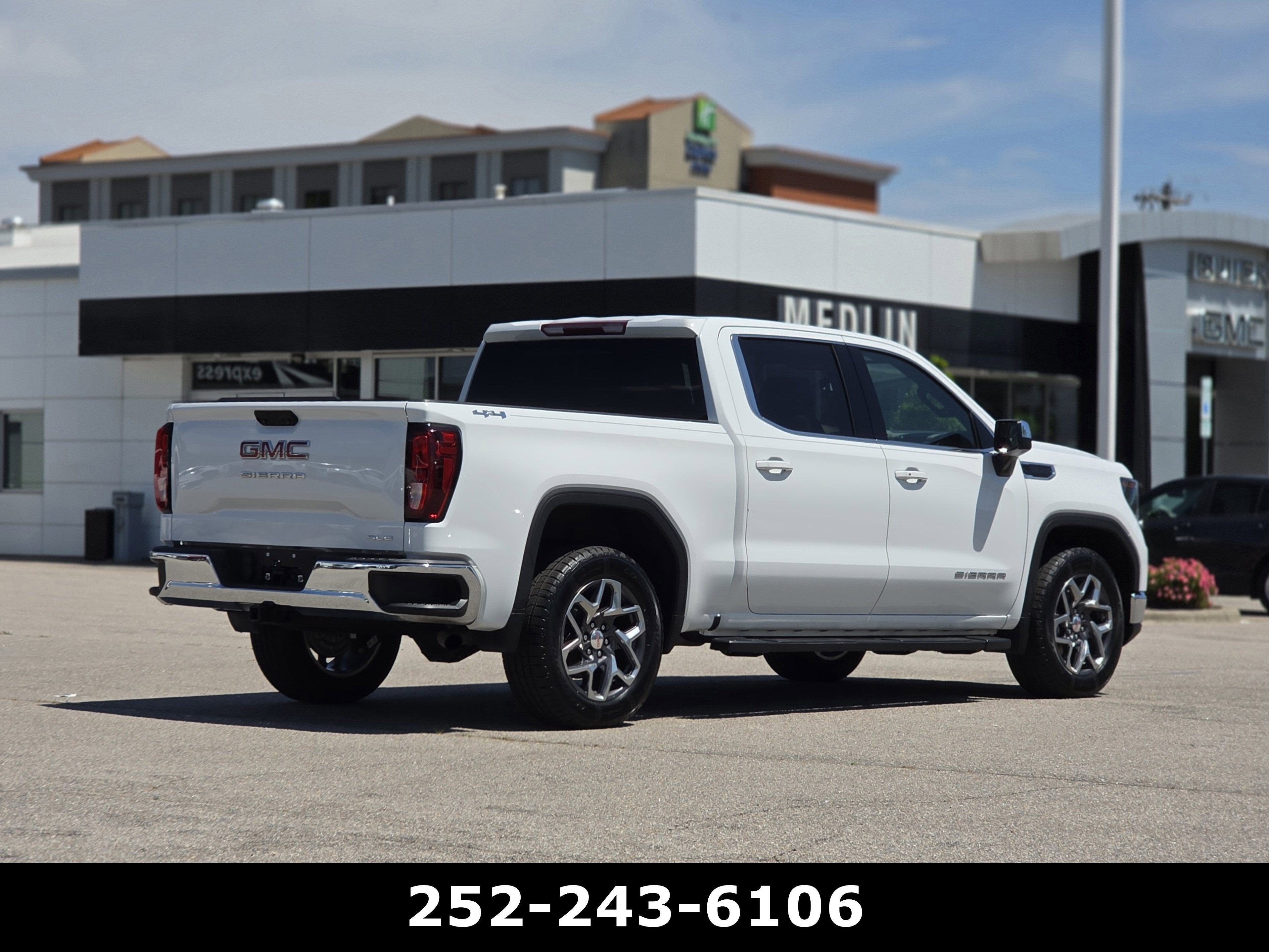 2023 GMC Sierra 1500 SLE