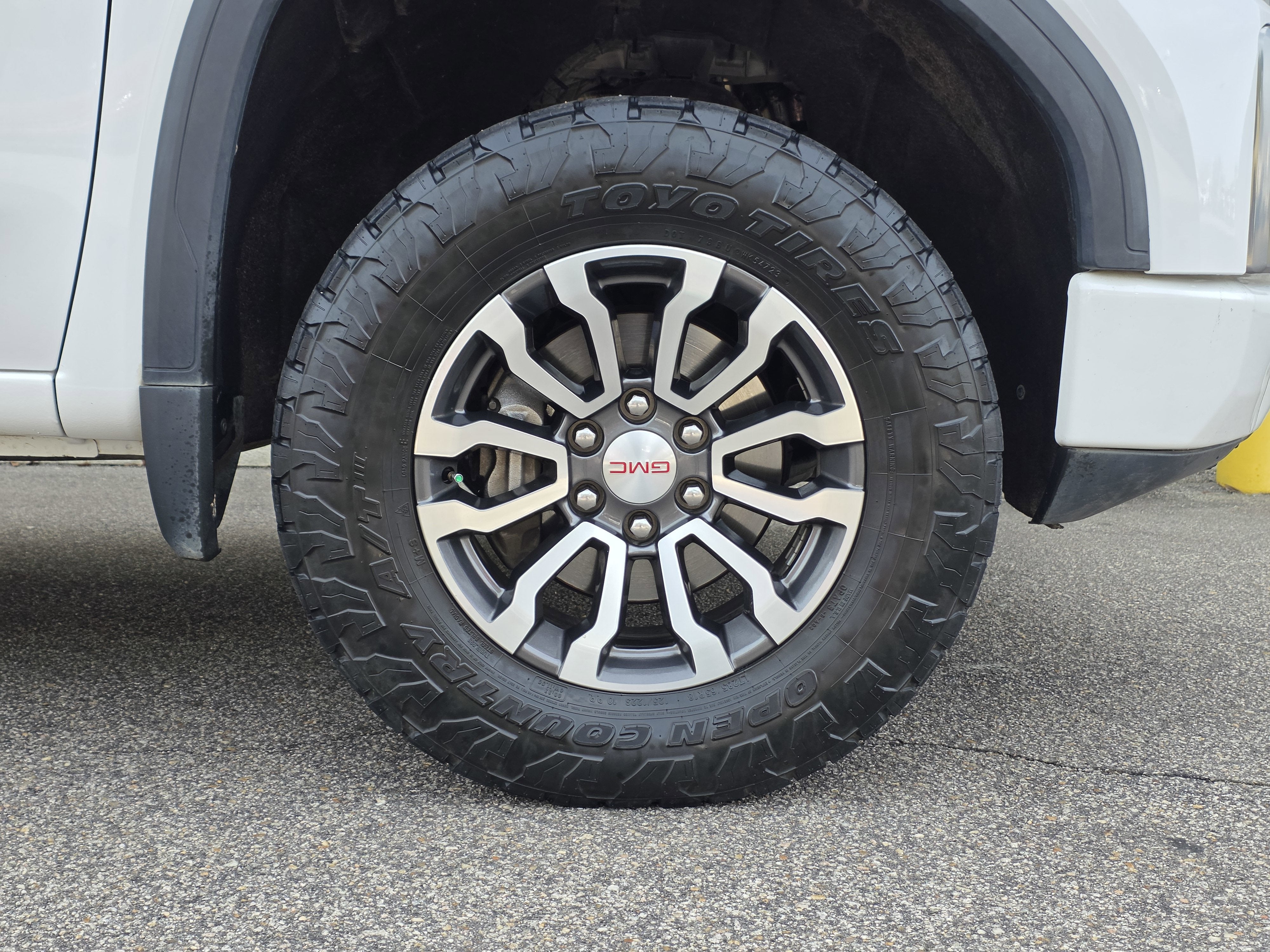 2021 GMC Sierra 1500 AT4