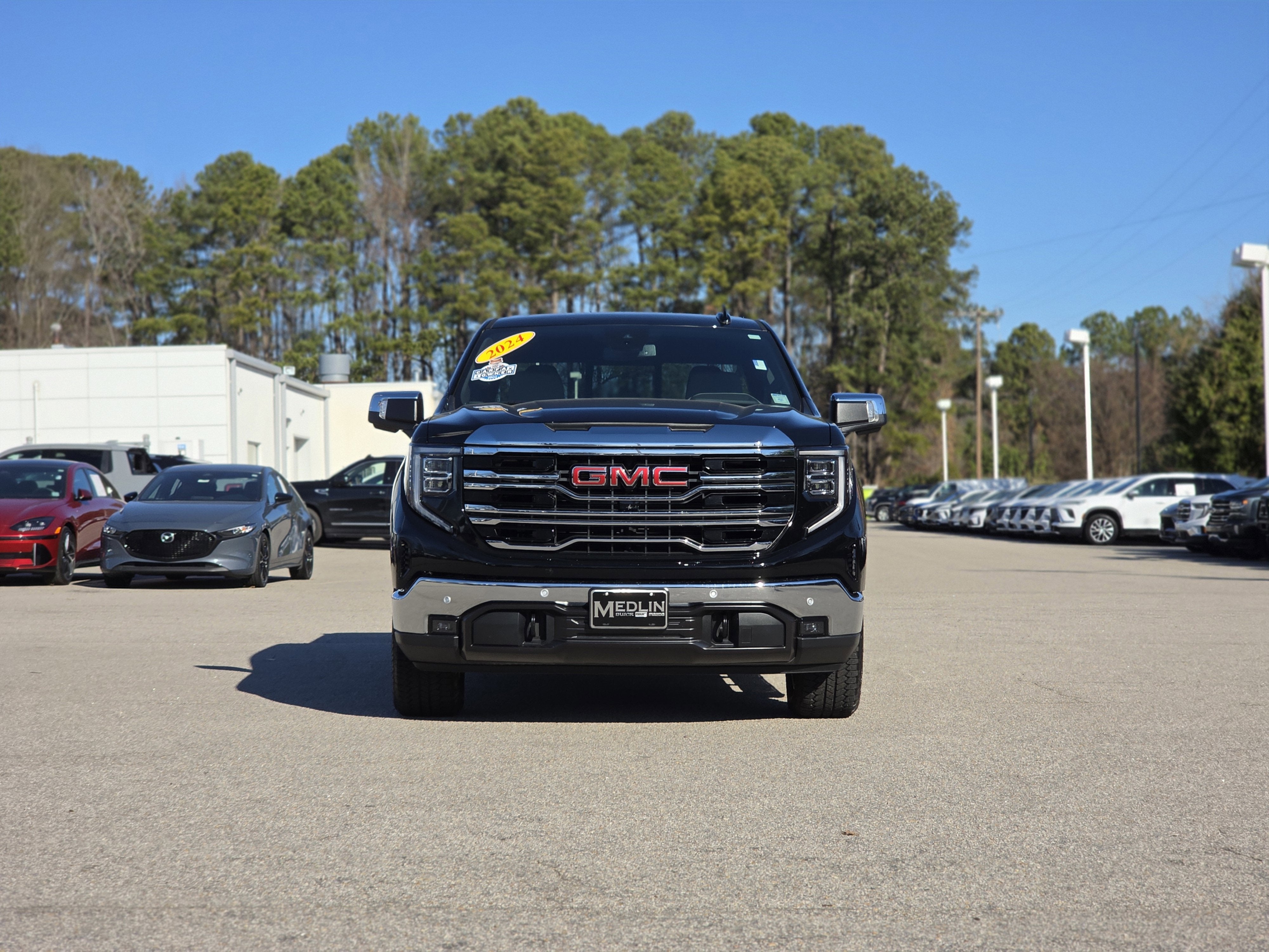 2024 GMC Sierra 1500 SLT