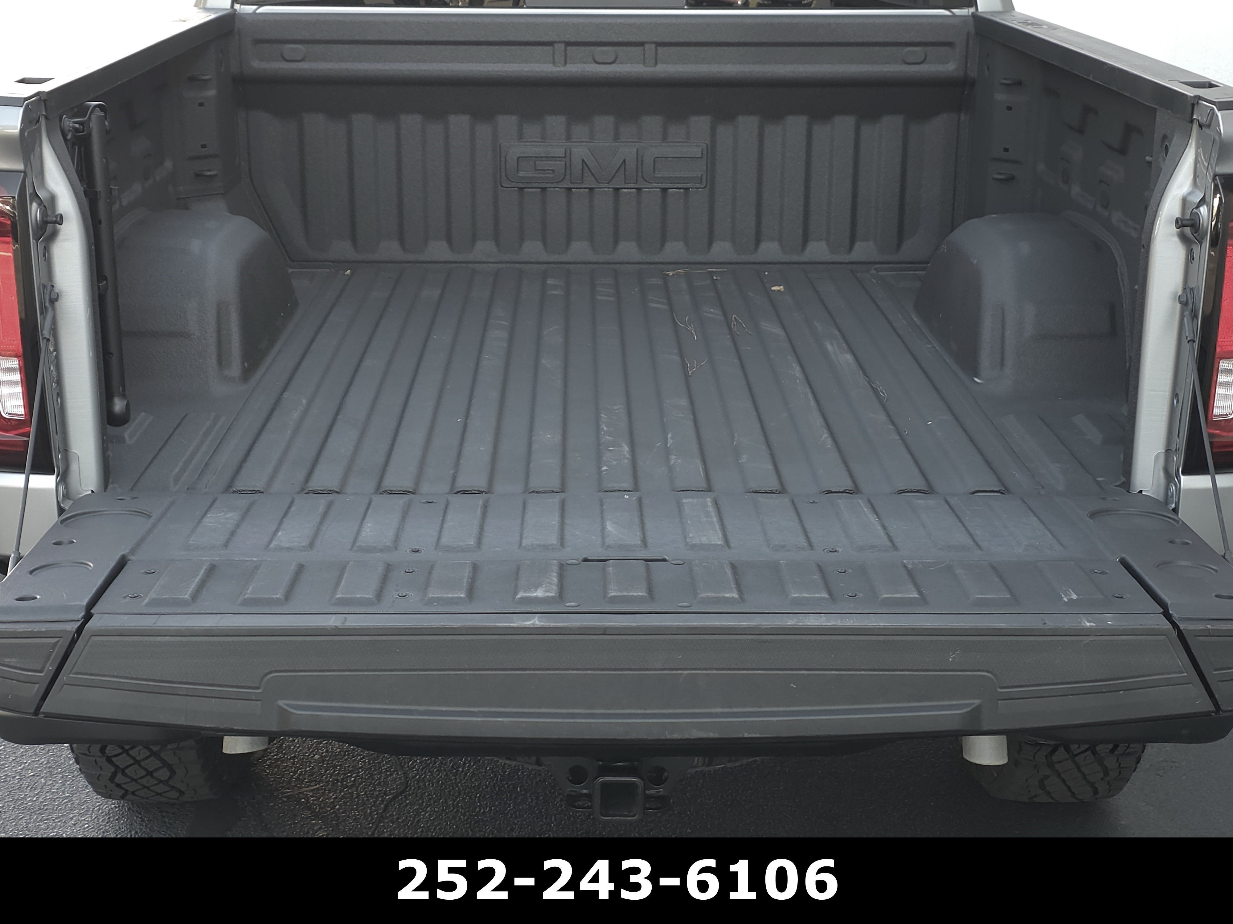 2025 GMC Sierra 1500 AT4X
