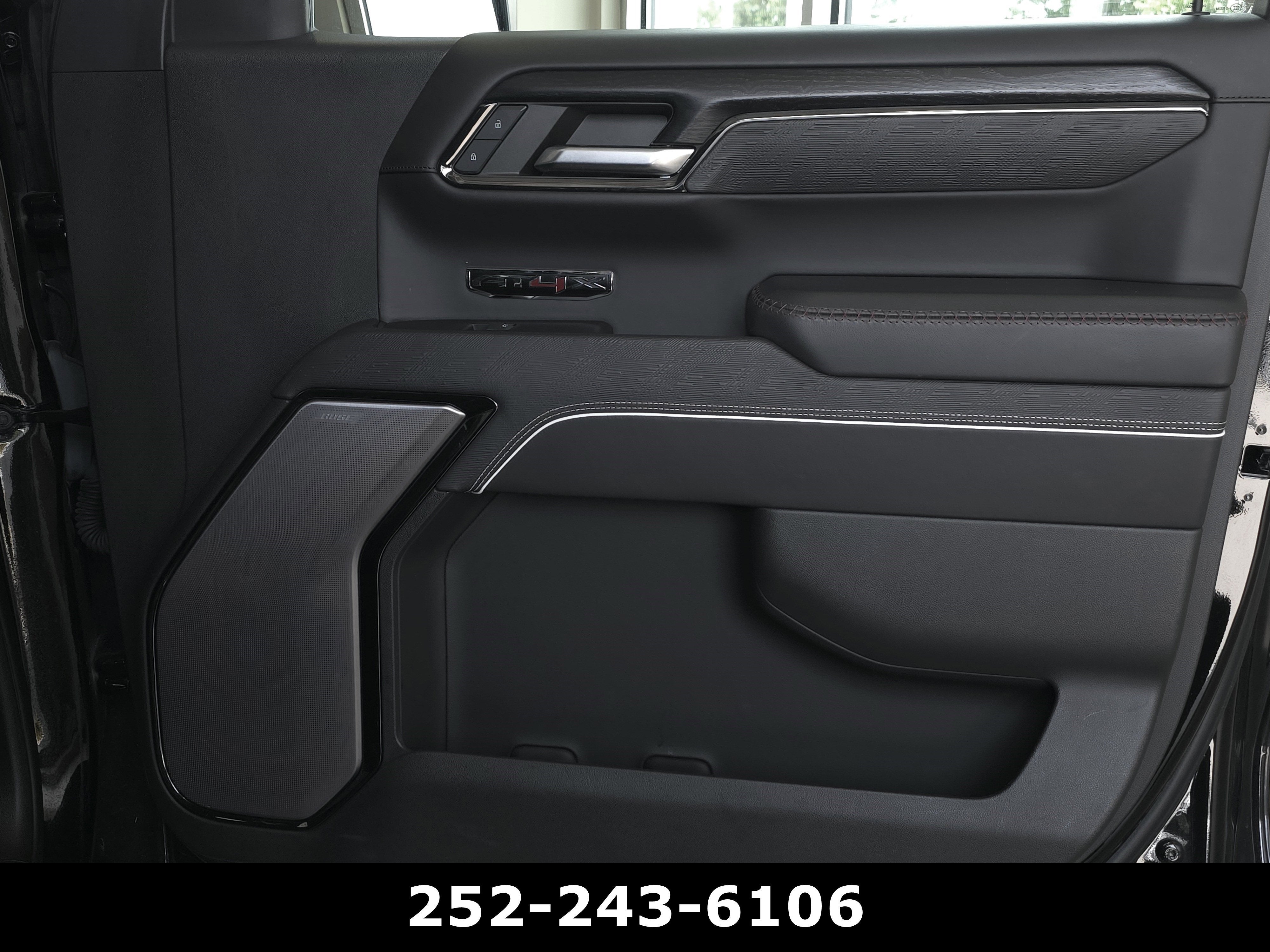 2023 GMC Sierra 1500 AT4X