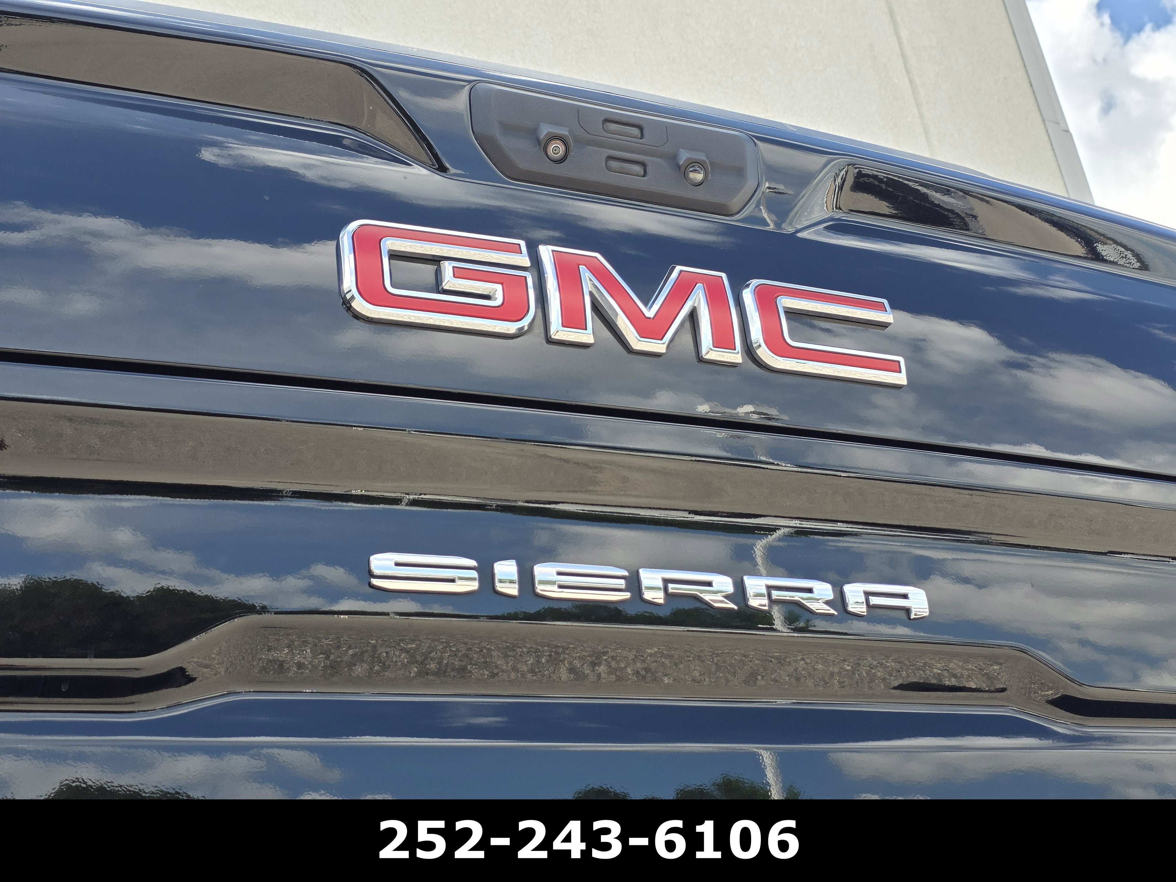 2023 GMC Sierra 1500 AT4X