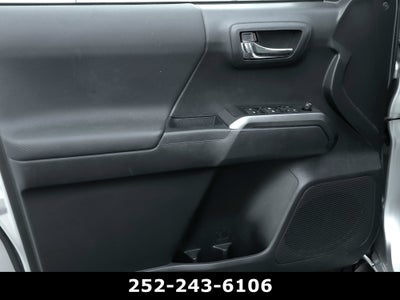2022 Toyota Tacoma 4WD SR
