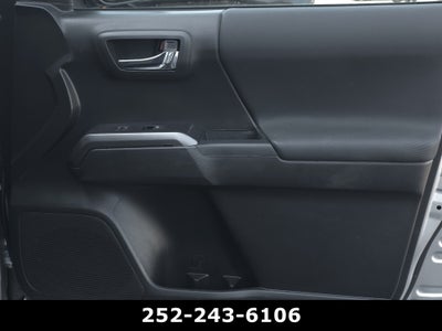 2022 Toyota Tacoma 4WD SR