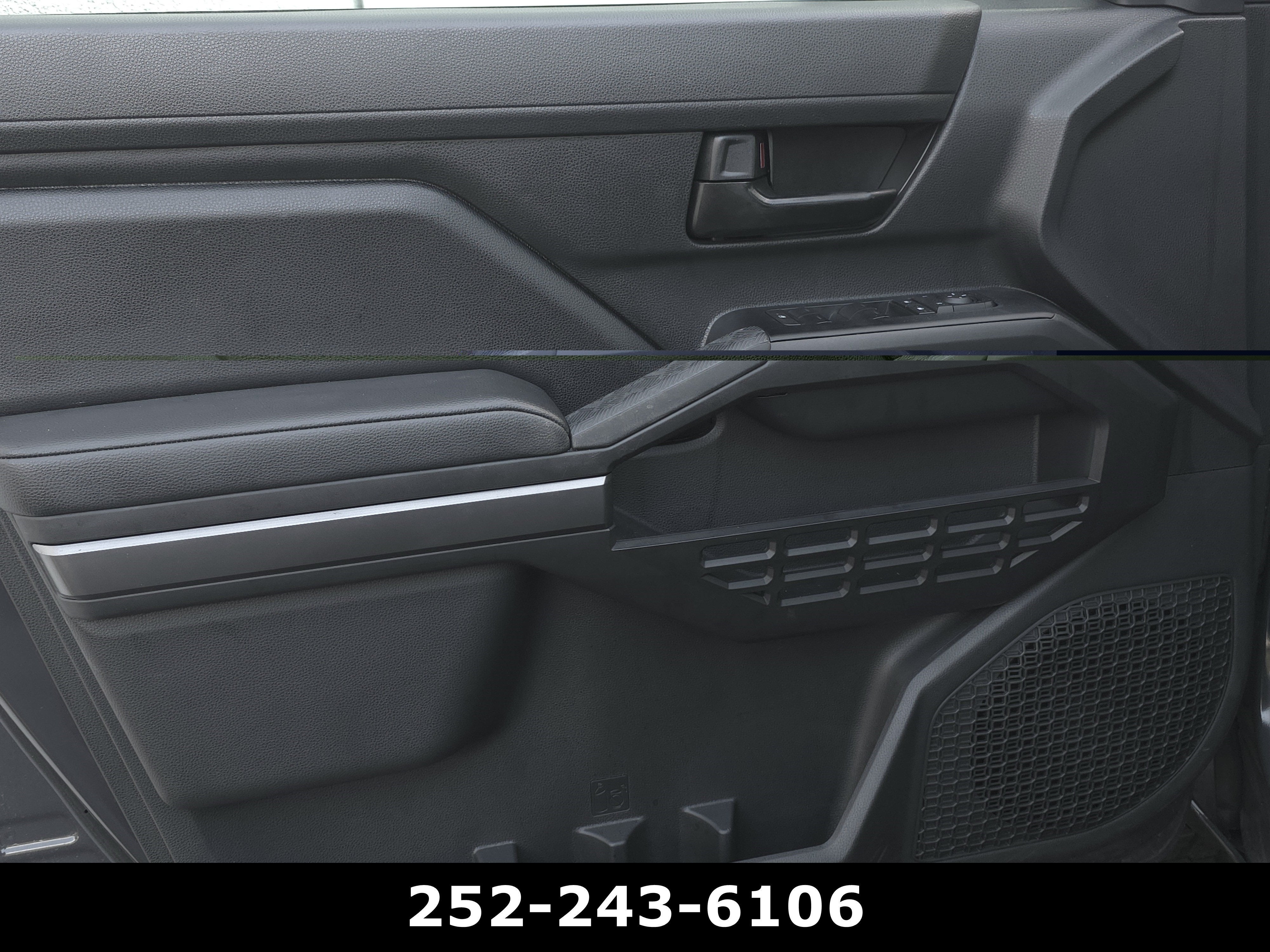 2025 Toyota Tacoma 4WD SR
