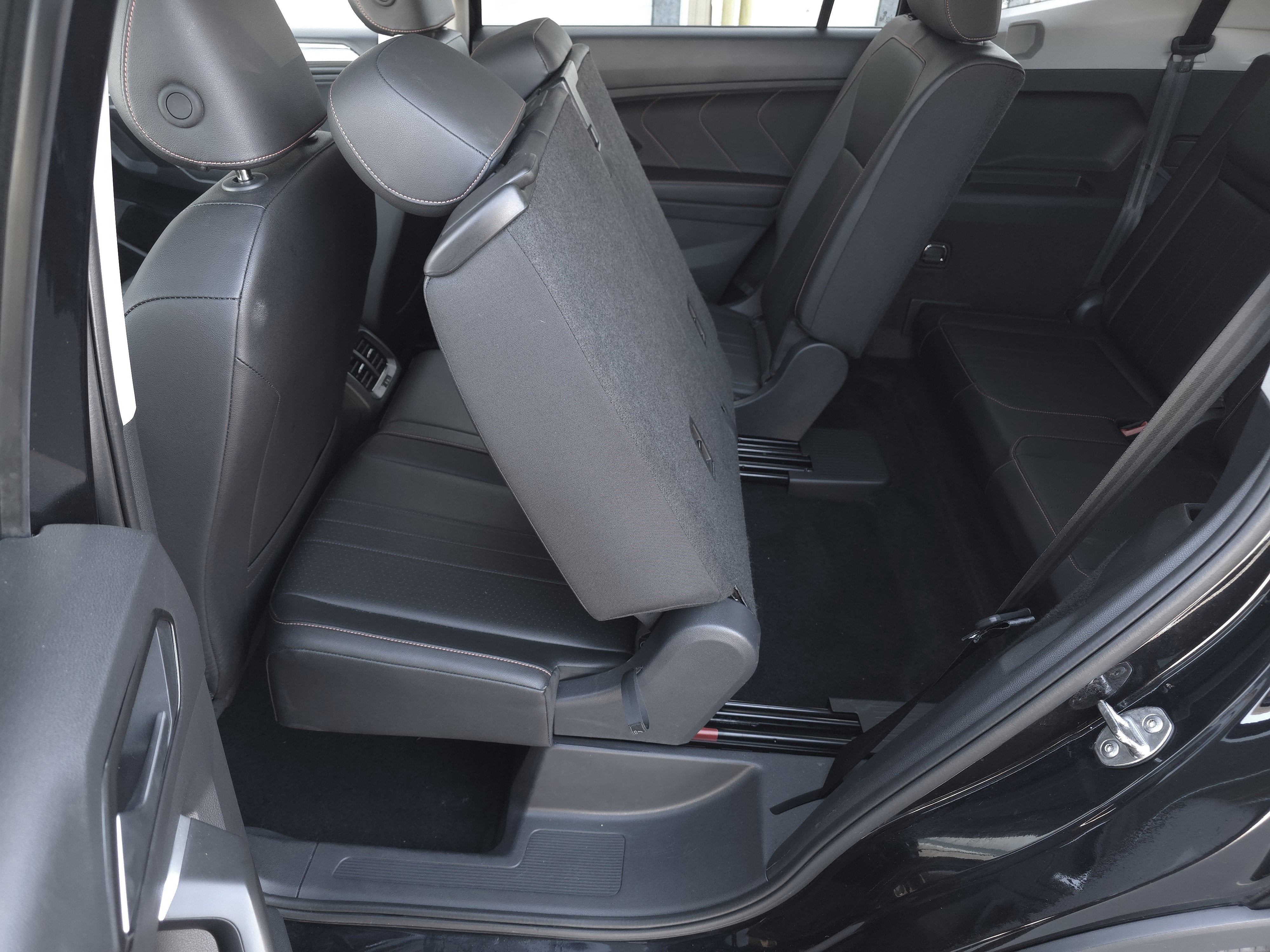 2024 Volkswagen Tiguan Wolfsburg Edition