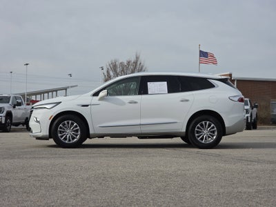 2023 Buick Enclave Essence