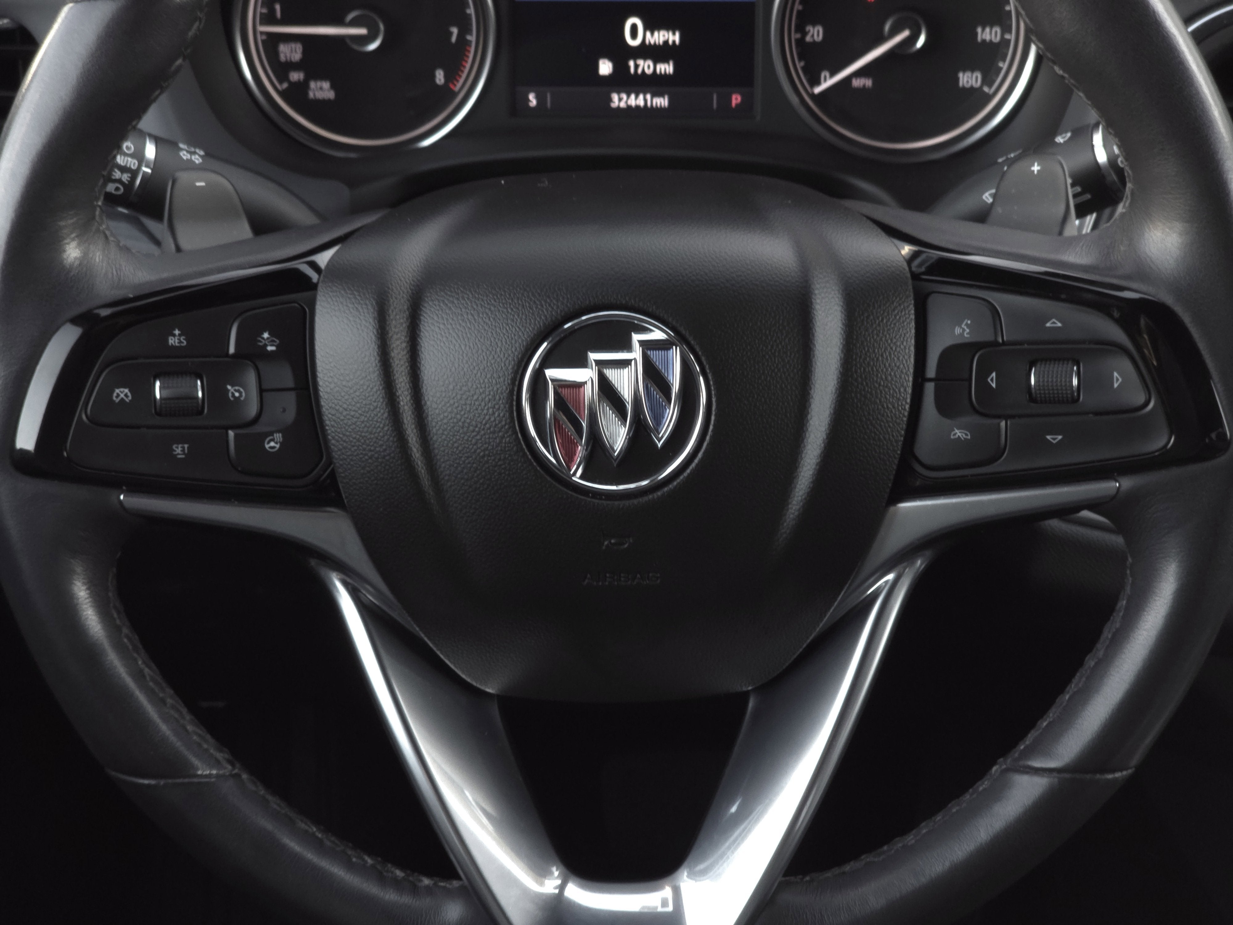 2023 Buick Enclave Essence