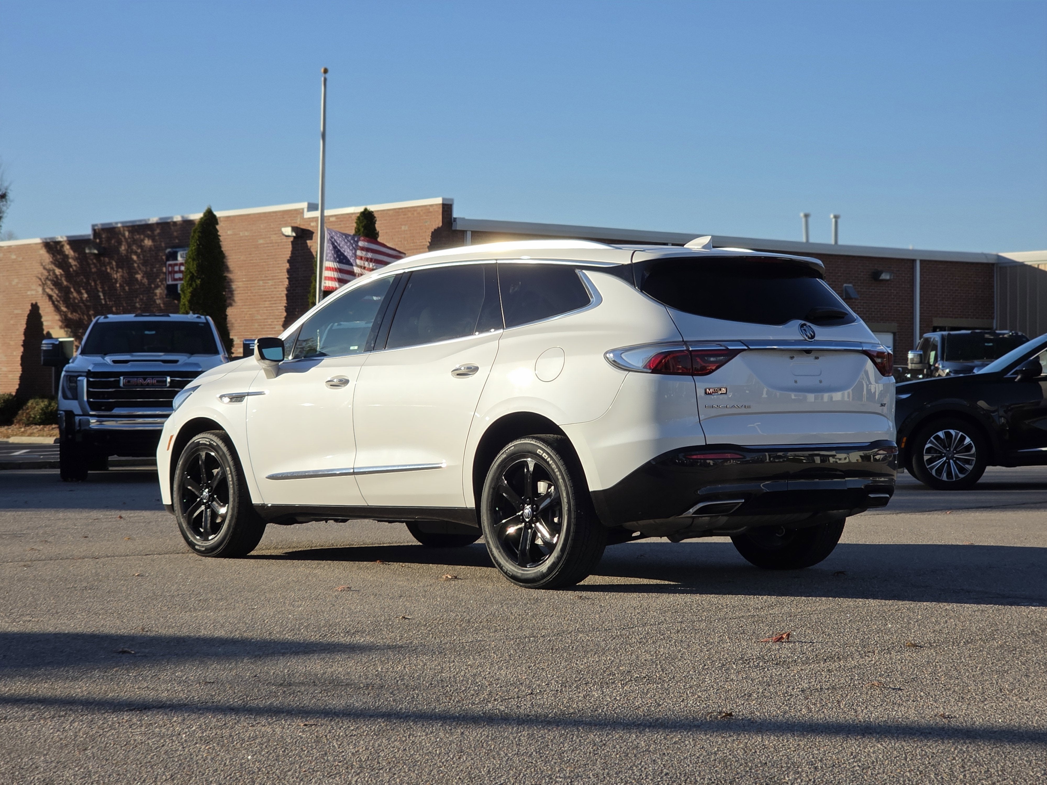 2023 Buick Enclave Essence
