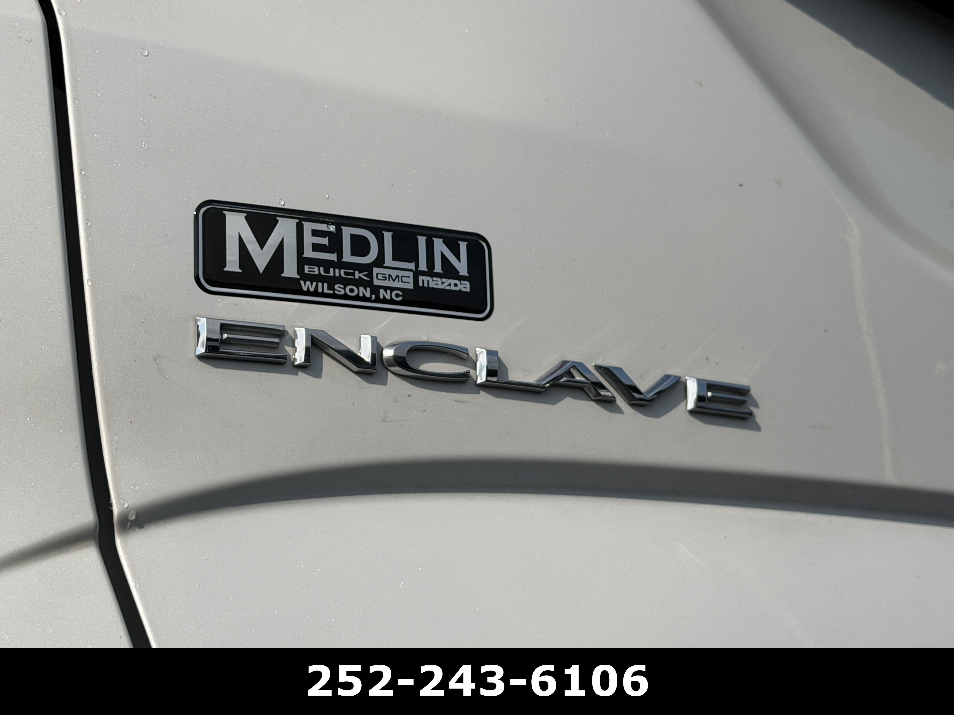 2023 Buick Enclave Essence