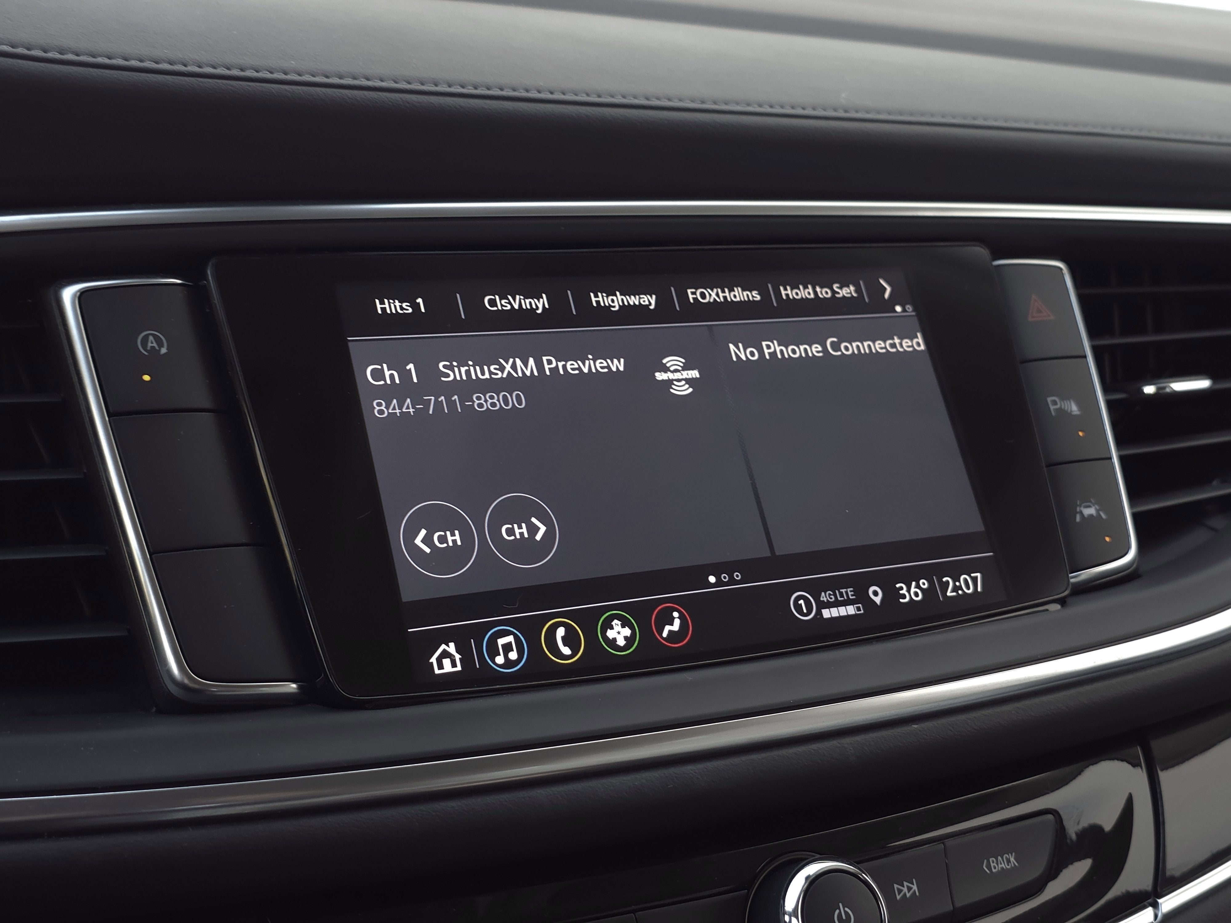 2023 Buick Enclave Essence