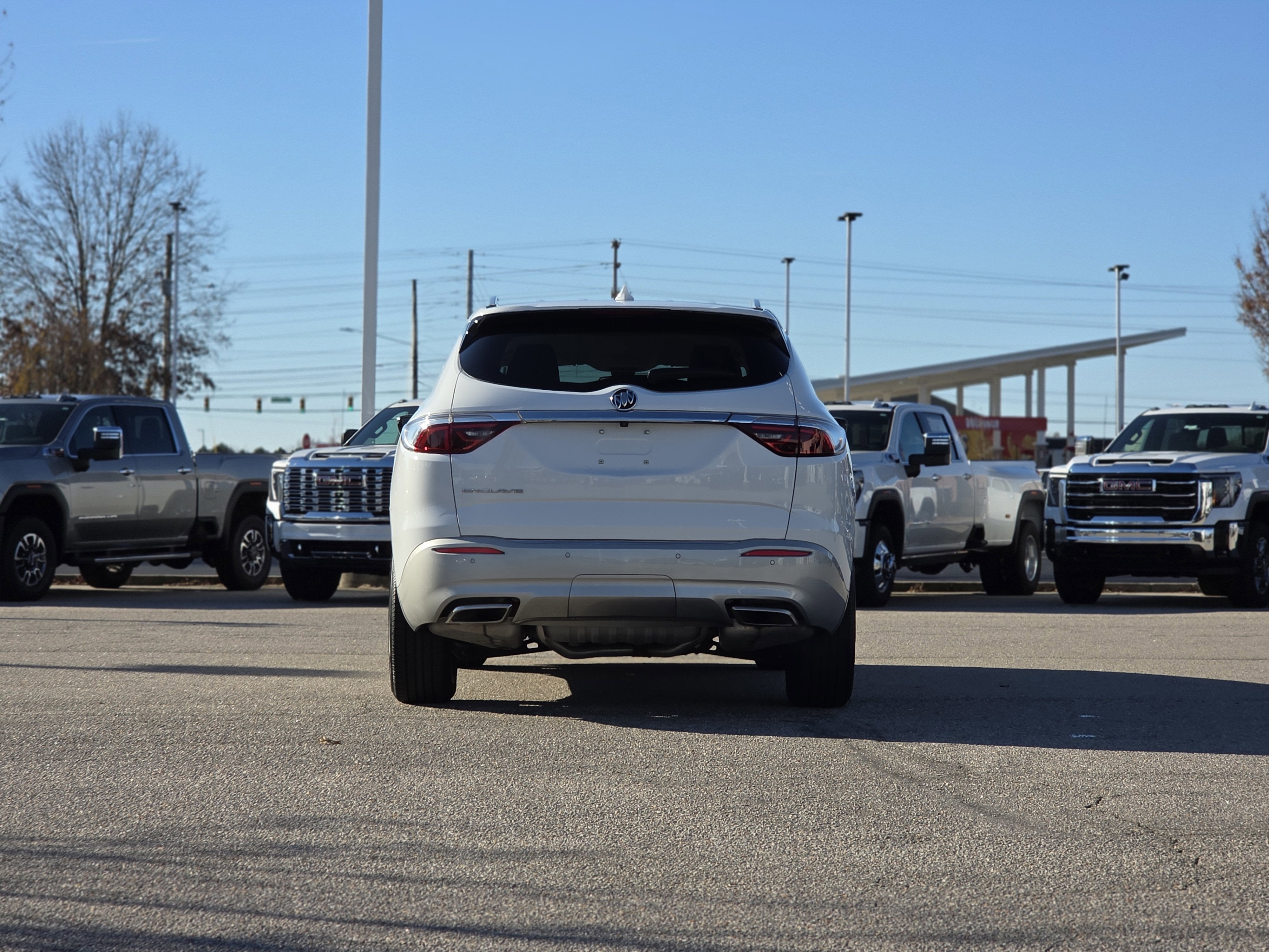 2023 Buick Enclave Essence