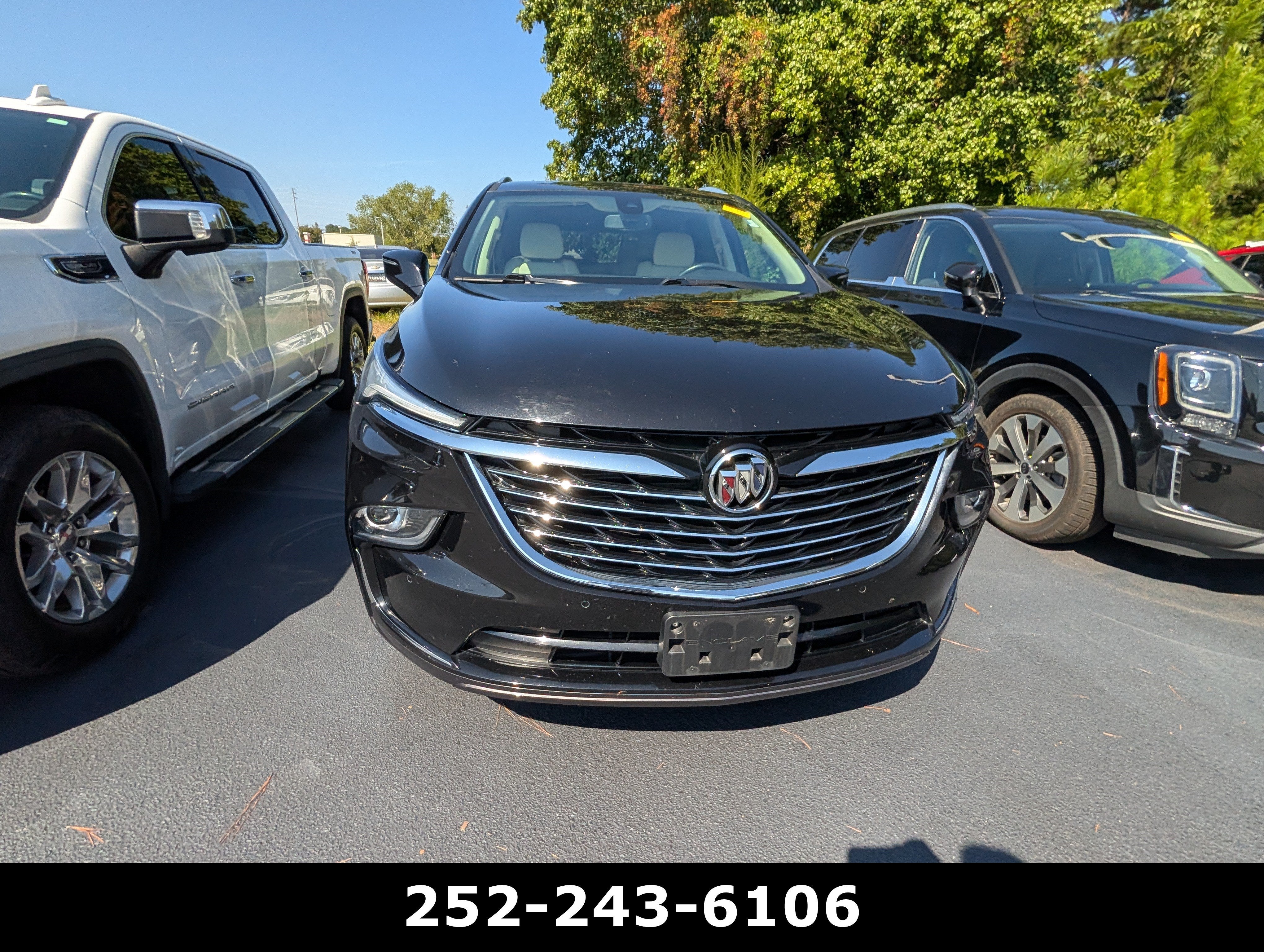 2023 Buick Enclave Essence