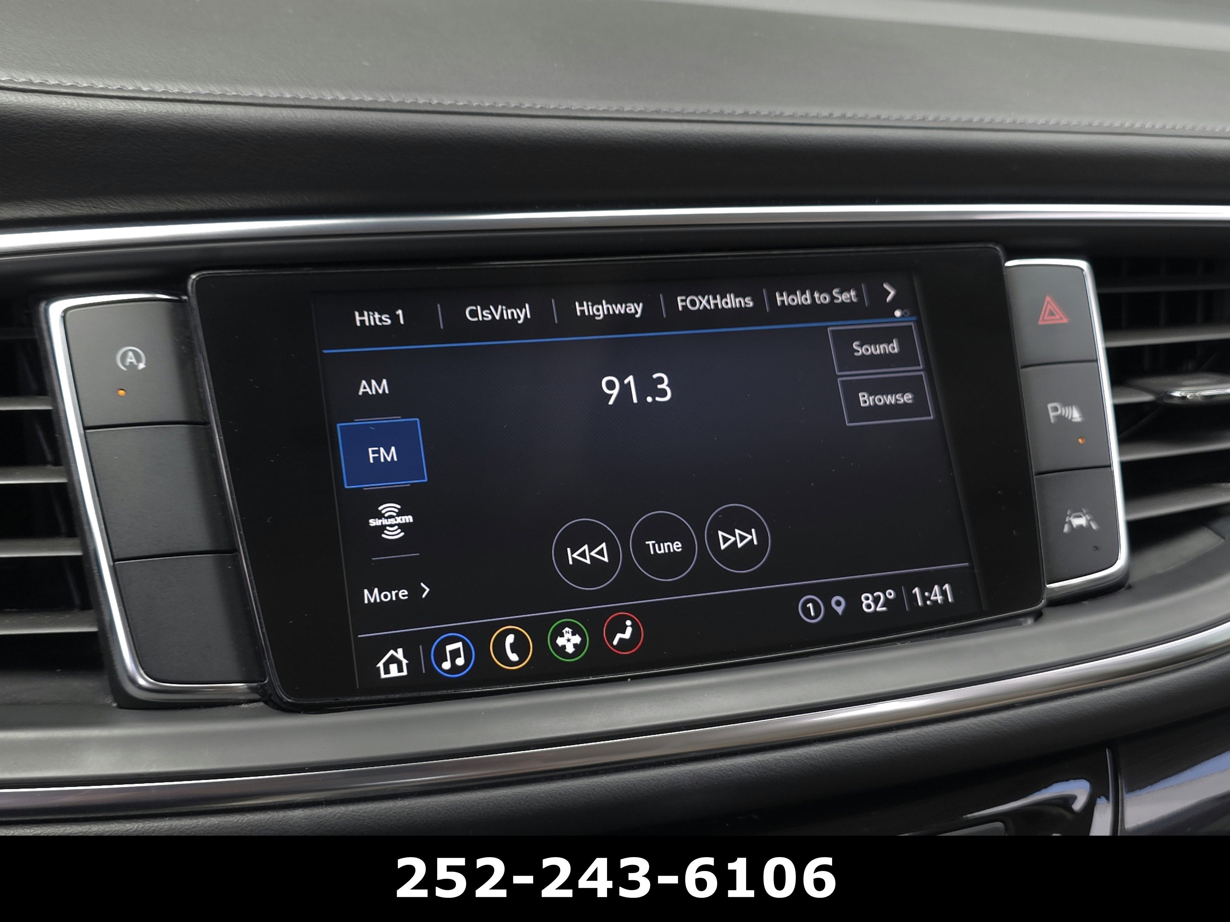 2023 Buick Enclave Essence