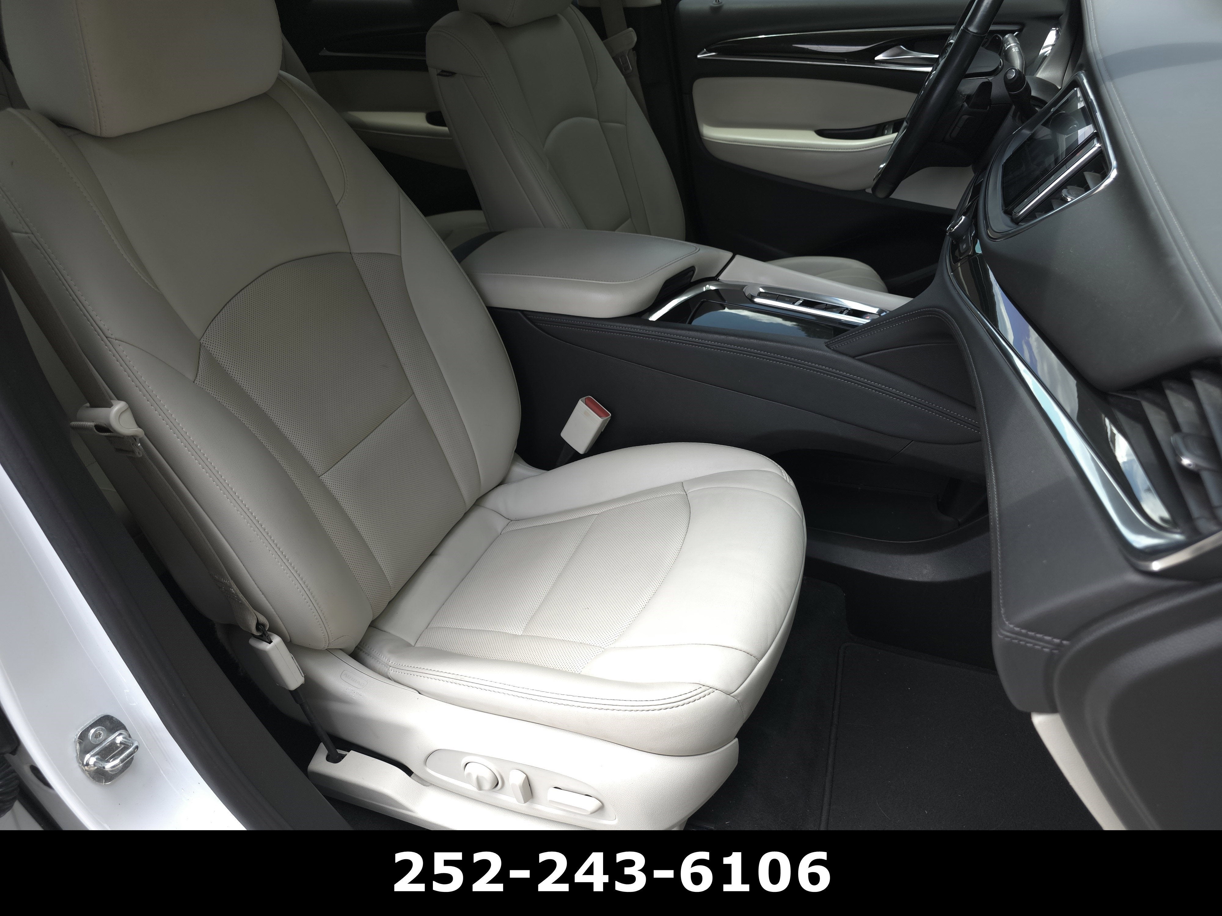 2023 Buick Enclave Essence