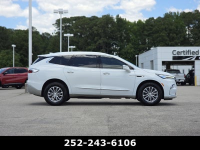2023 Buick Enclave Essence